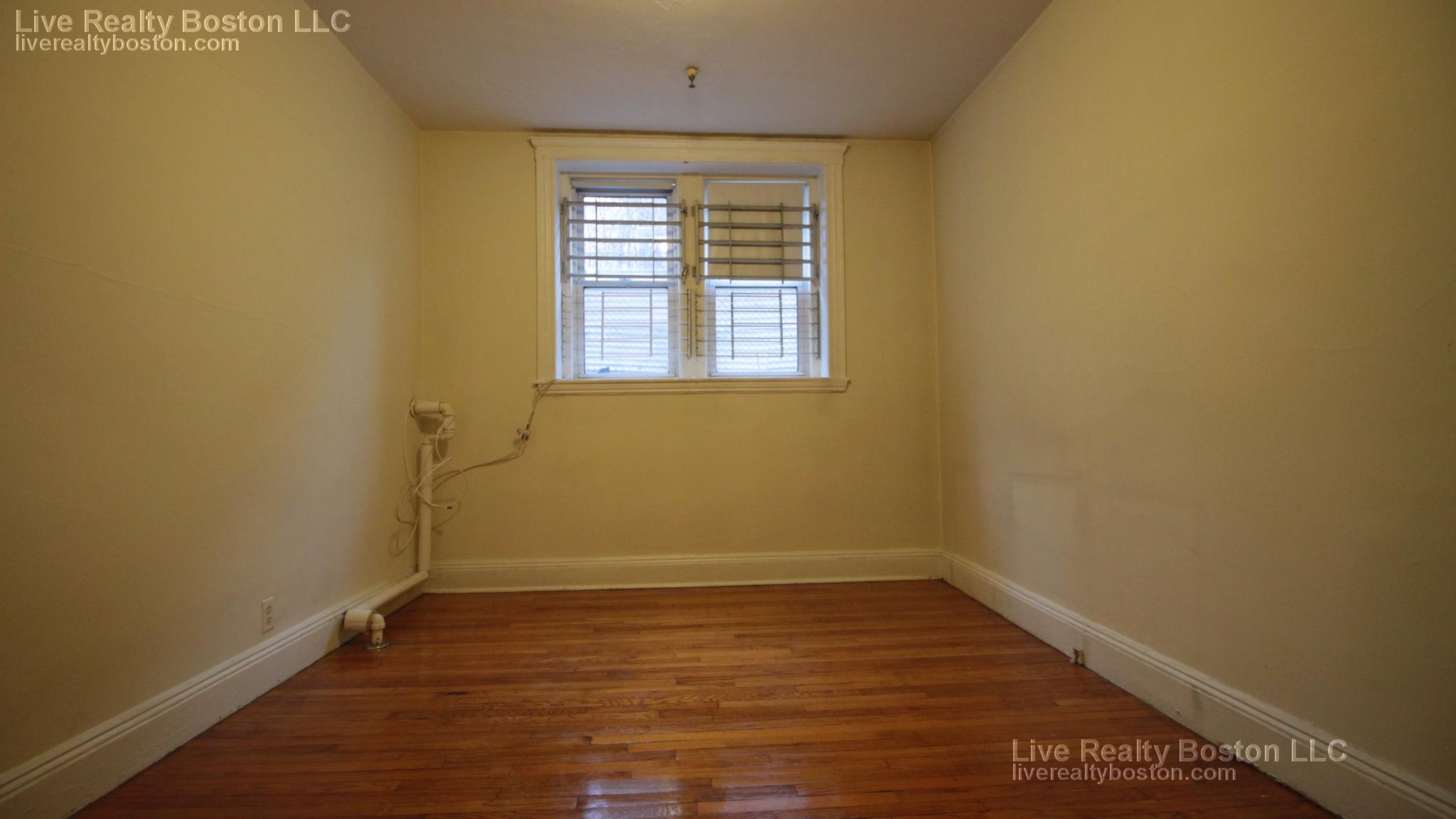 116 Washington St, Brighton