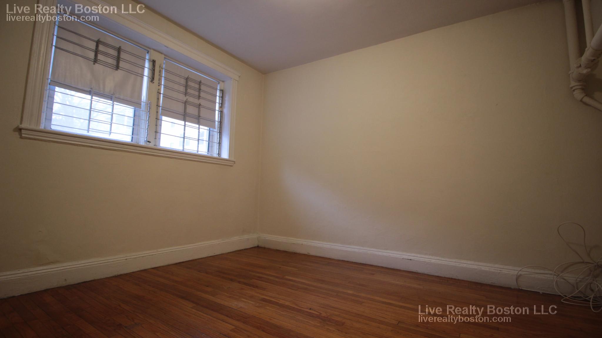 116 Washington St, Brighton