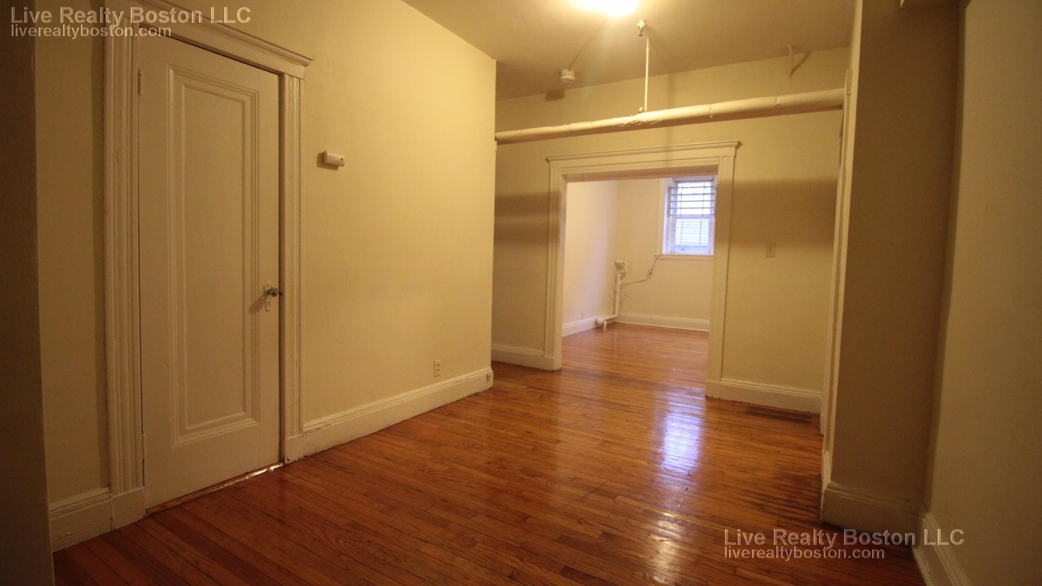 116 Washington St, Brighton