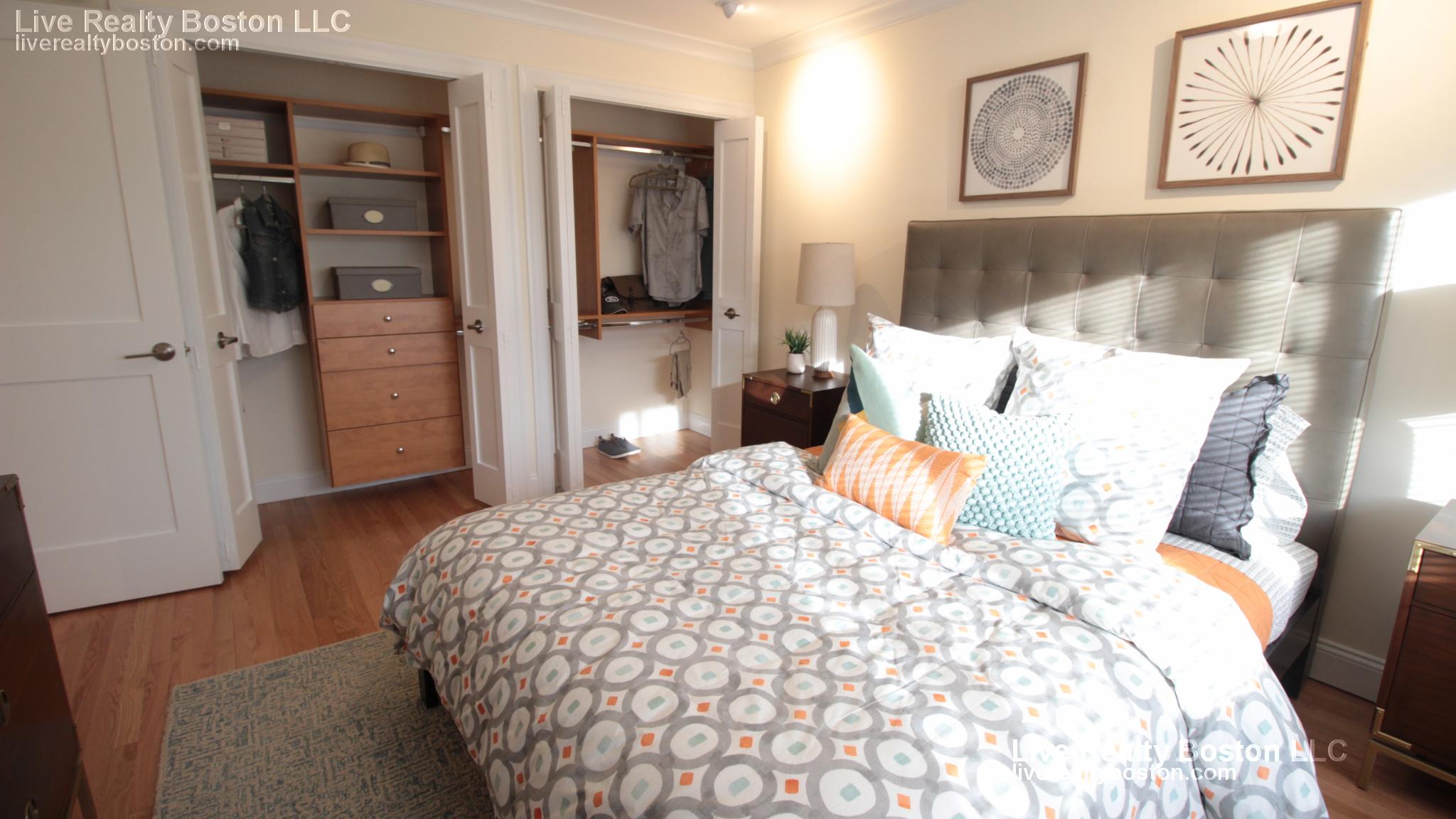 1443 Beacon St, Coolidge Corner