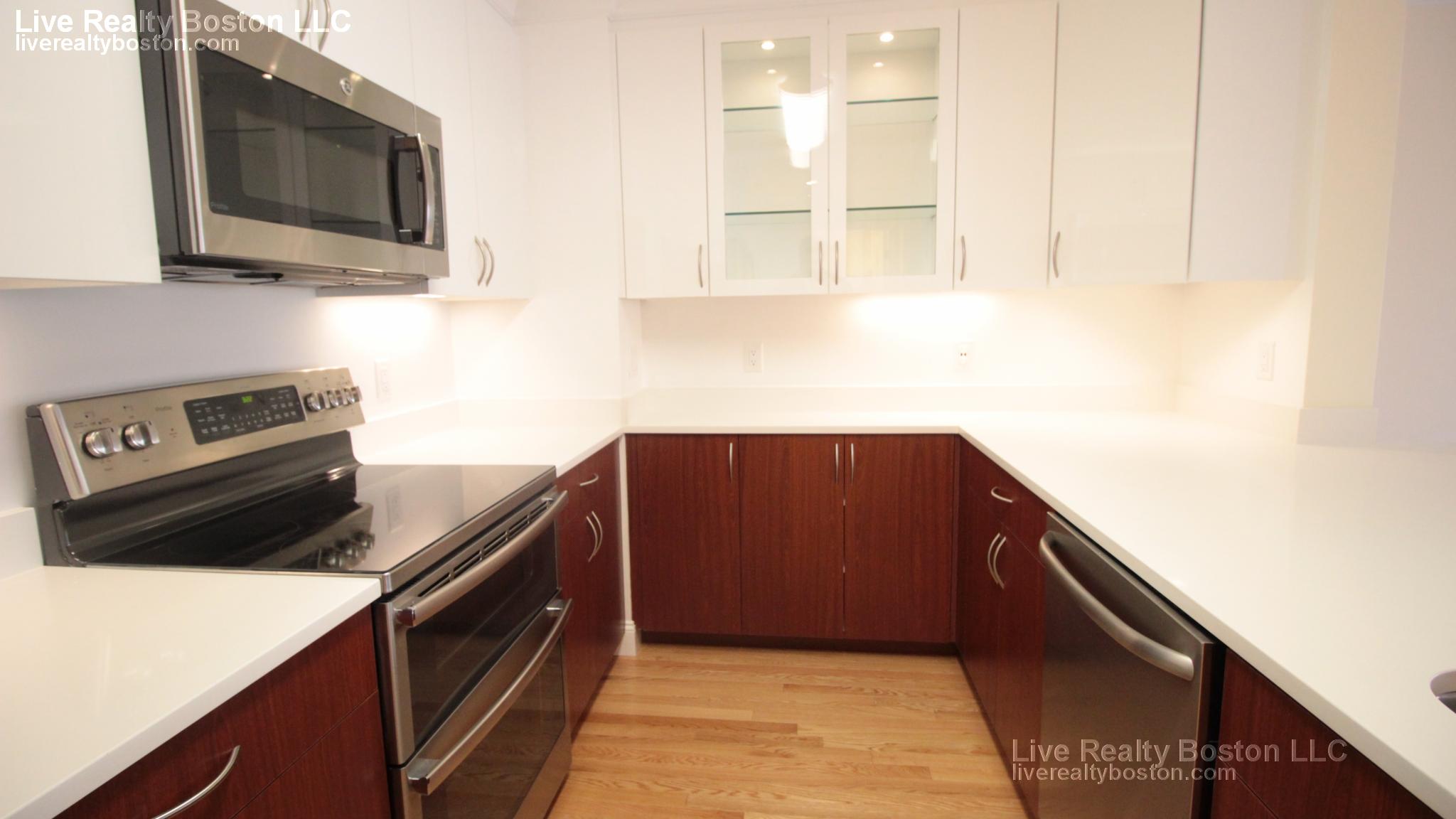 1443 Beacon St, Coolidge Corner