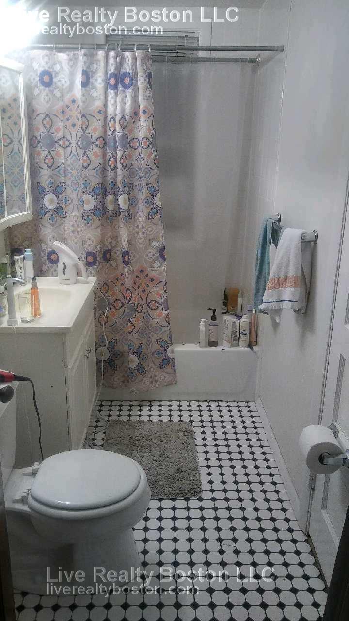 10 Cambridge Ter, Porter Square