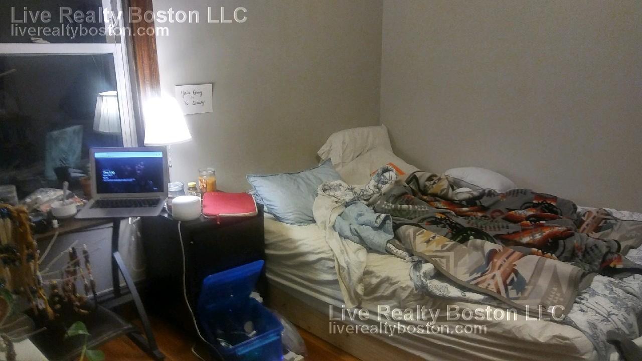 10 Cambridge Ter, Porter Square