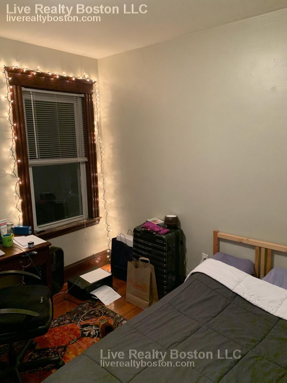 10 Cambridge Ter, Porter Square