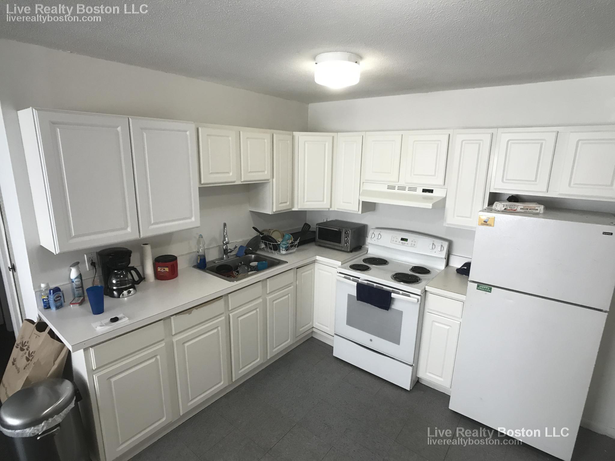 226 Parker Hill Ave, Mission Hill