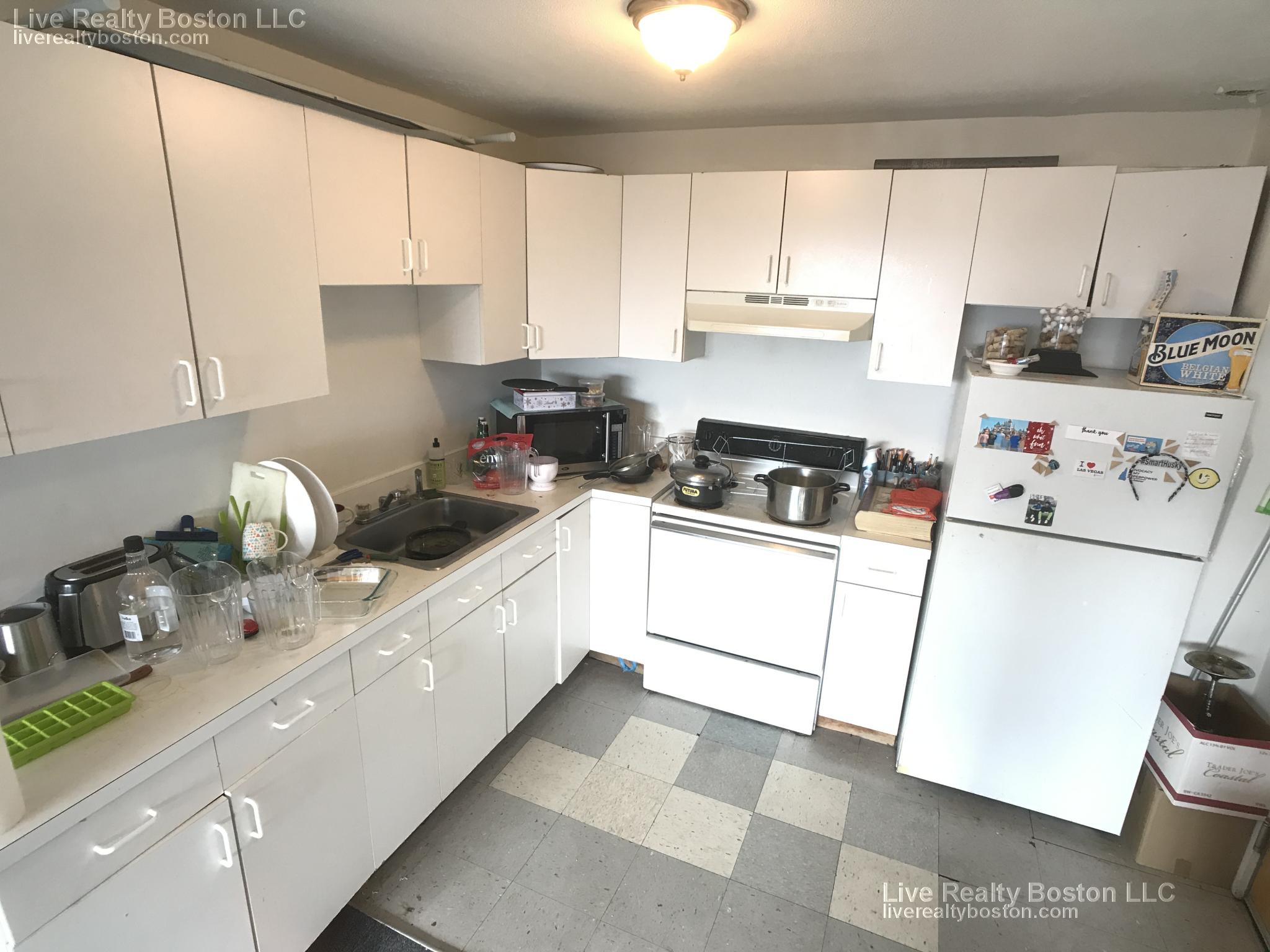 226 Parker Hill Ave, Mission Hill