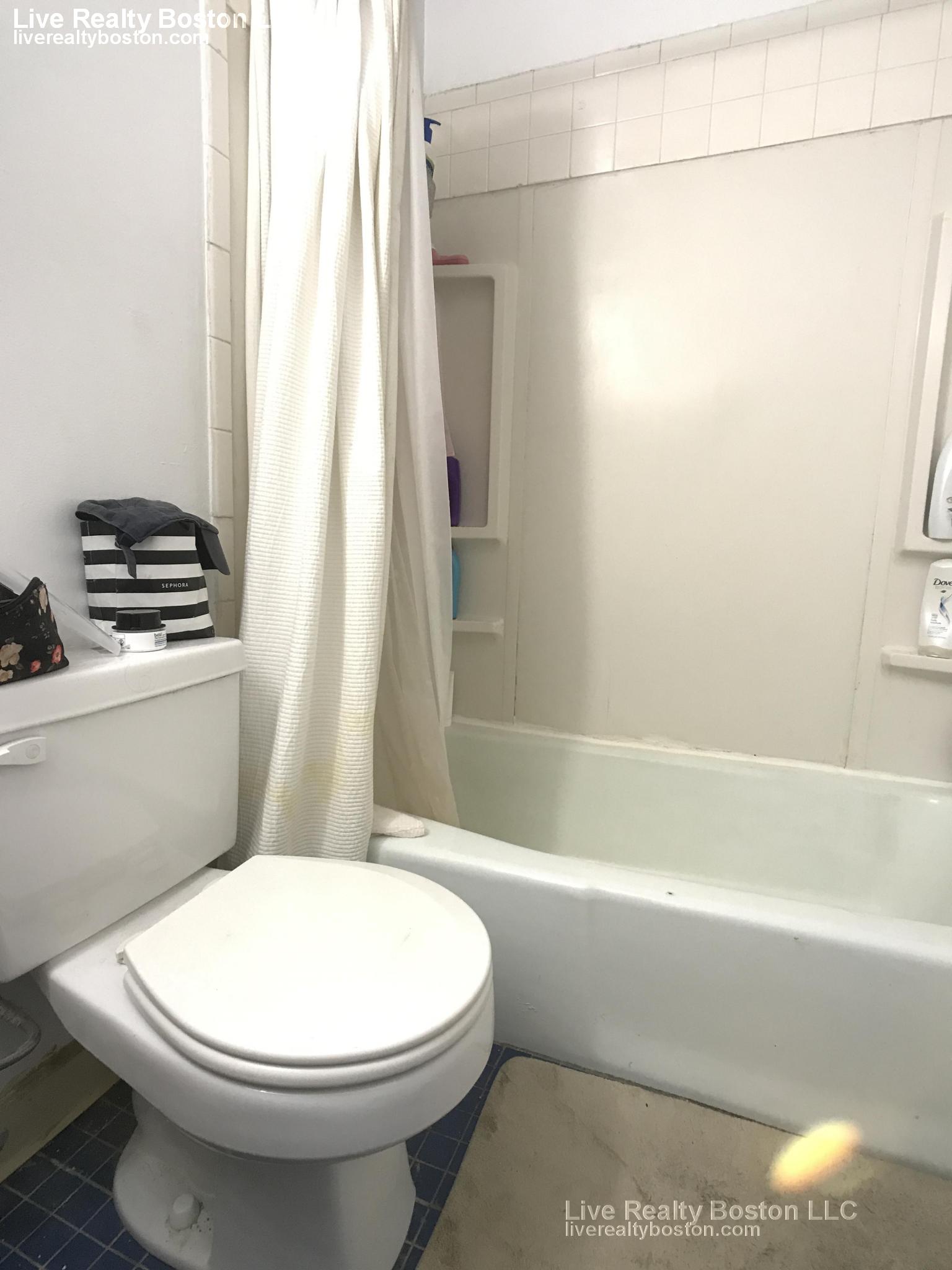 23 Cortes St, Back Bay