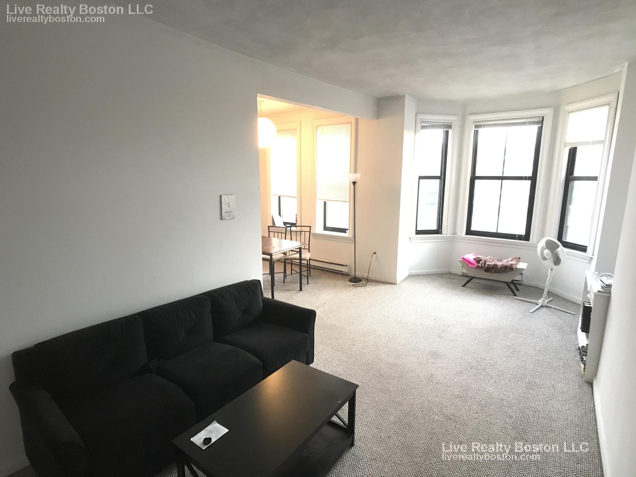 23 Cortes St, Back Bay