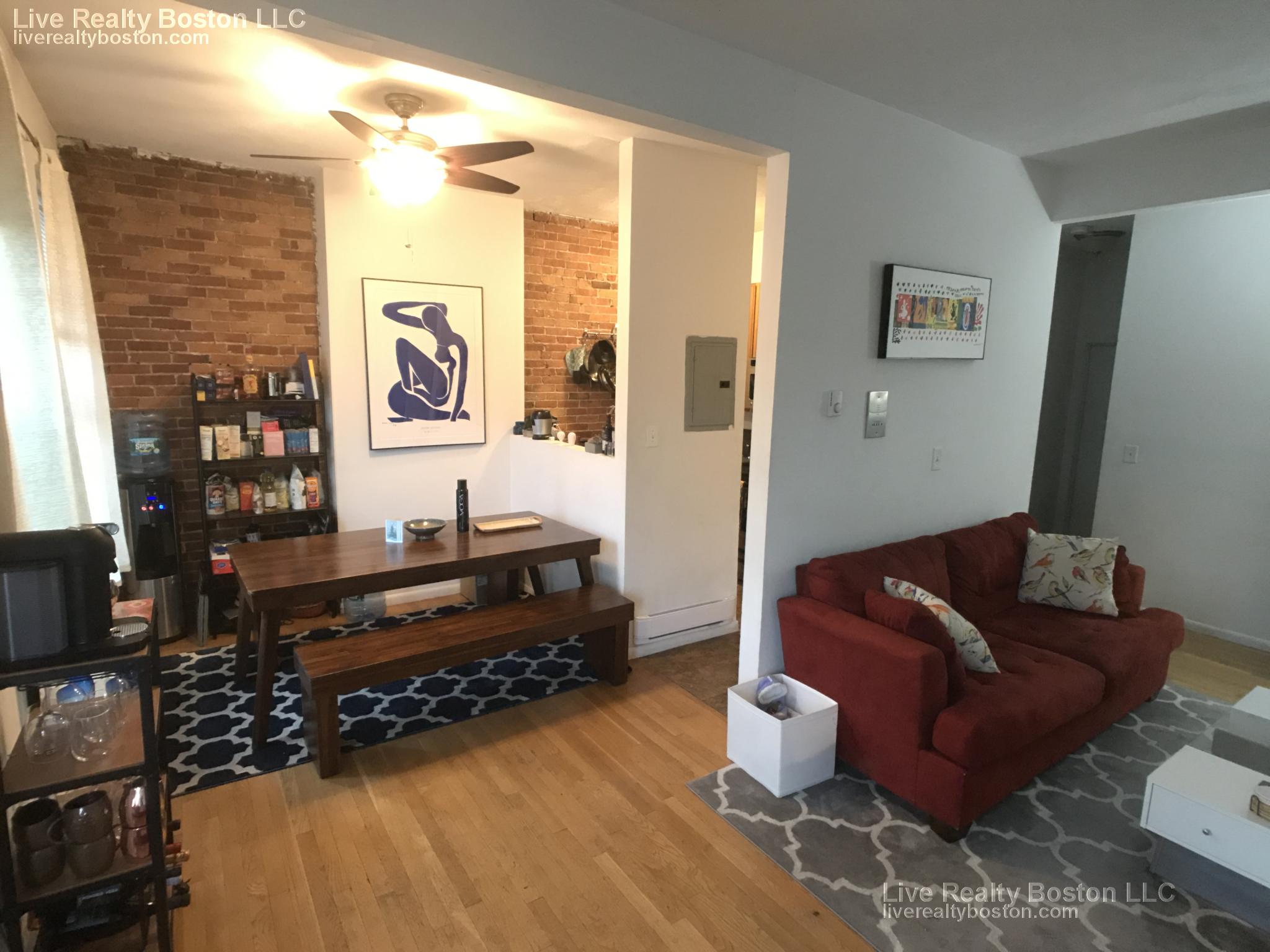 23 Cortes St, Back Bay