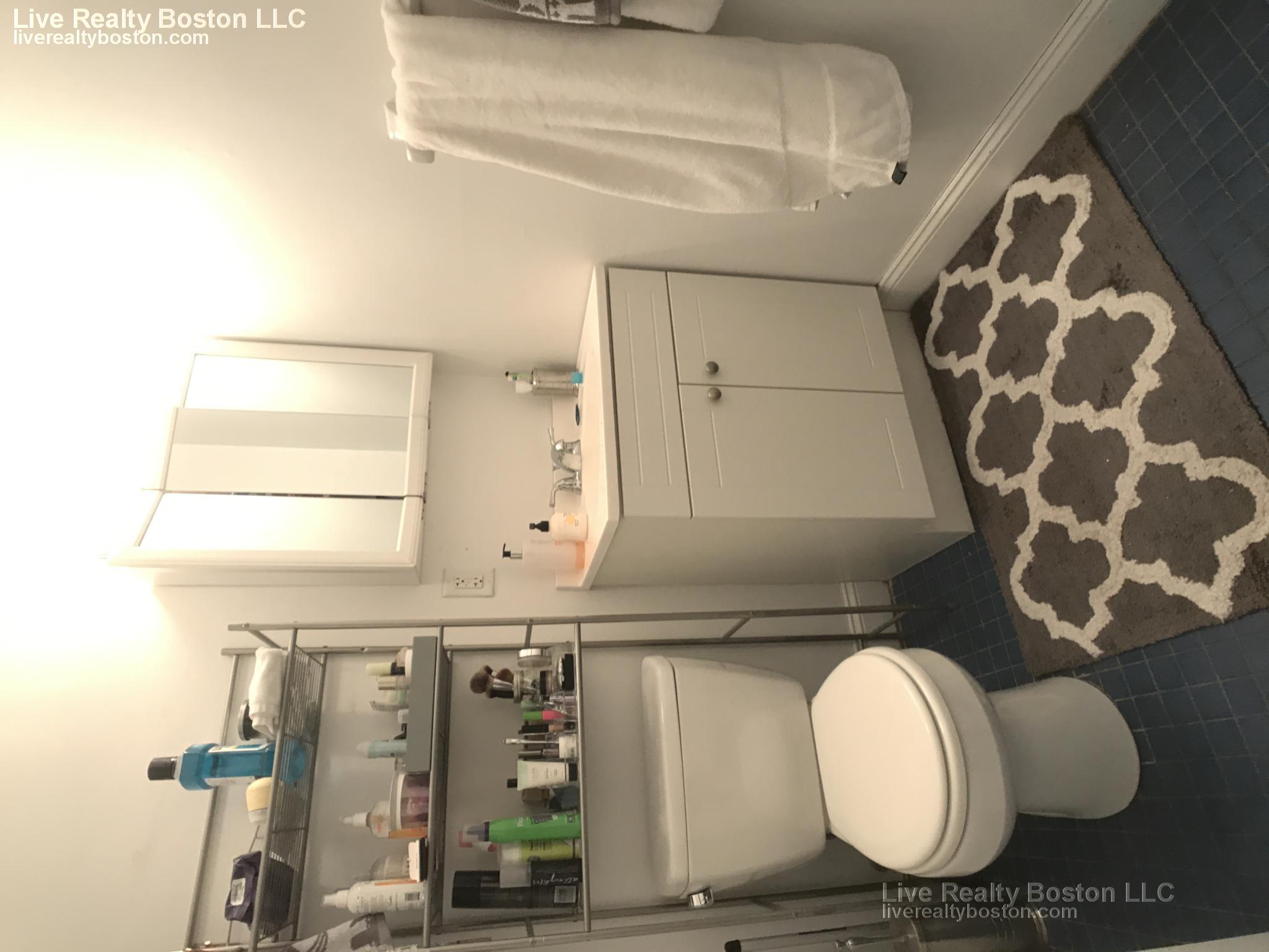 23 Cortes St, Back Bay