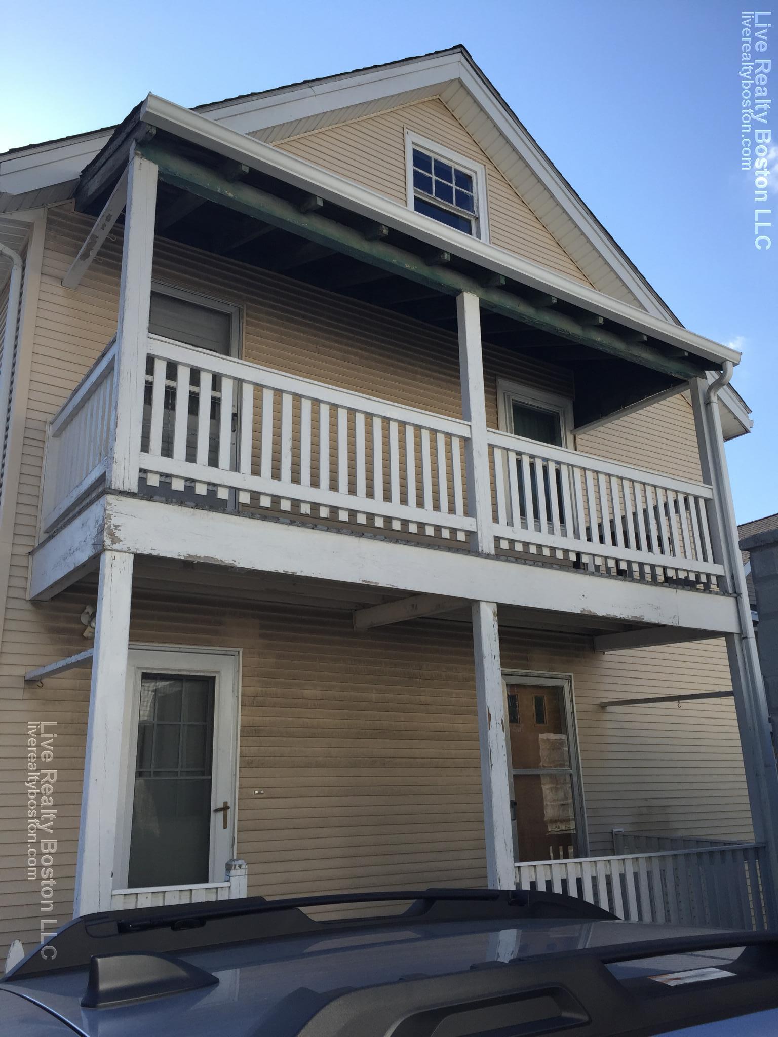 97 Oakland St, Brighton