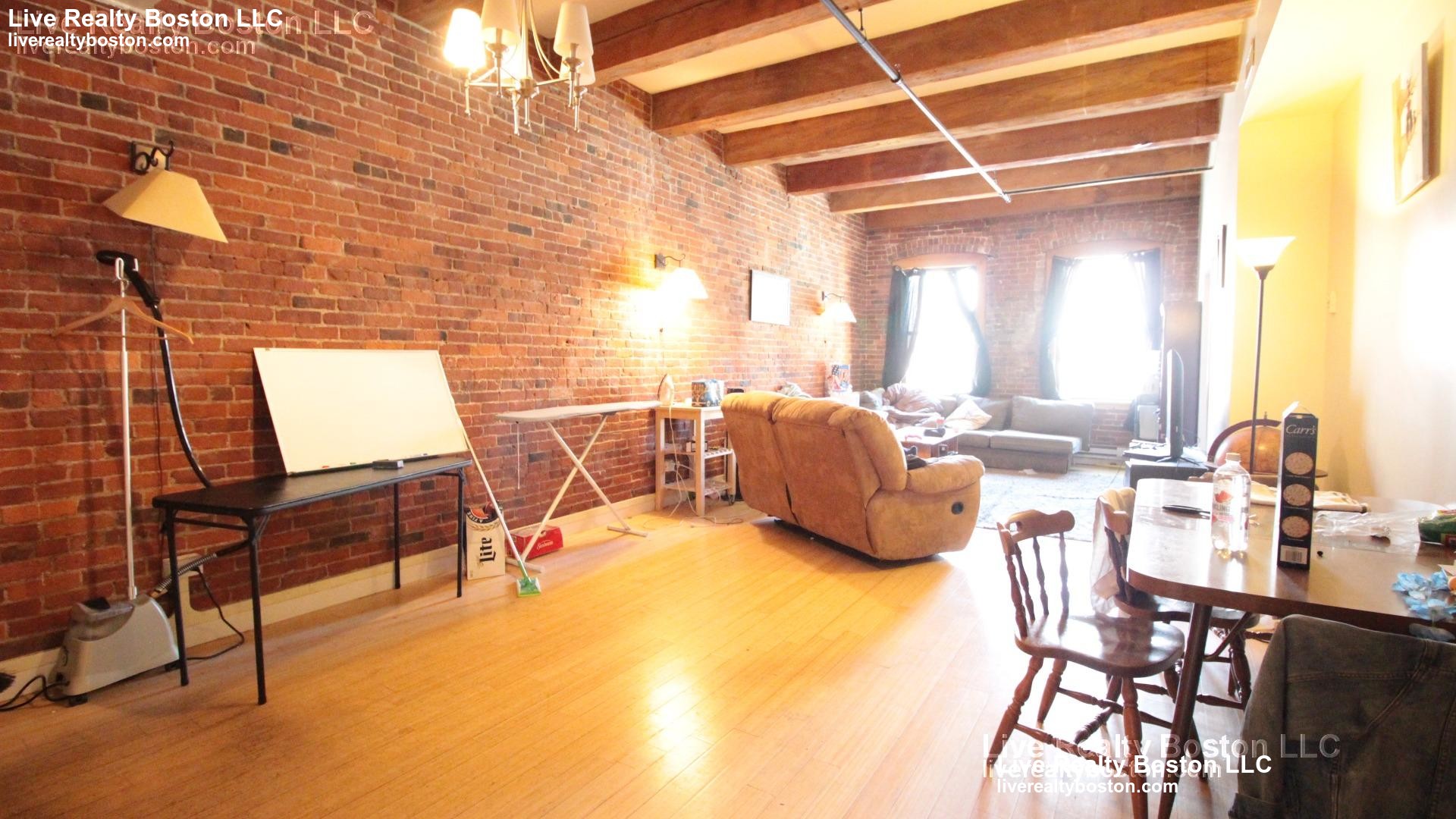 254 Friend St, North End