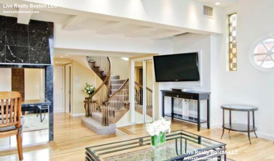 113 Beacon St, Back Bay