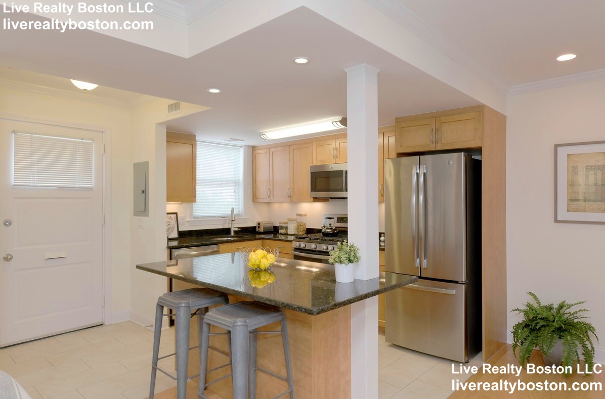1 bed, 1 bath apartment for rent at 113 Independence Dr, Brookline — photo 6 of 10
