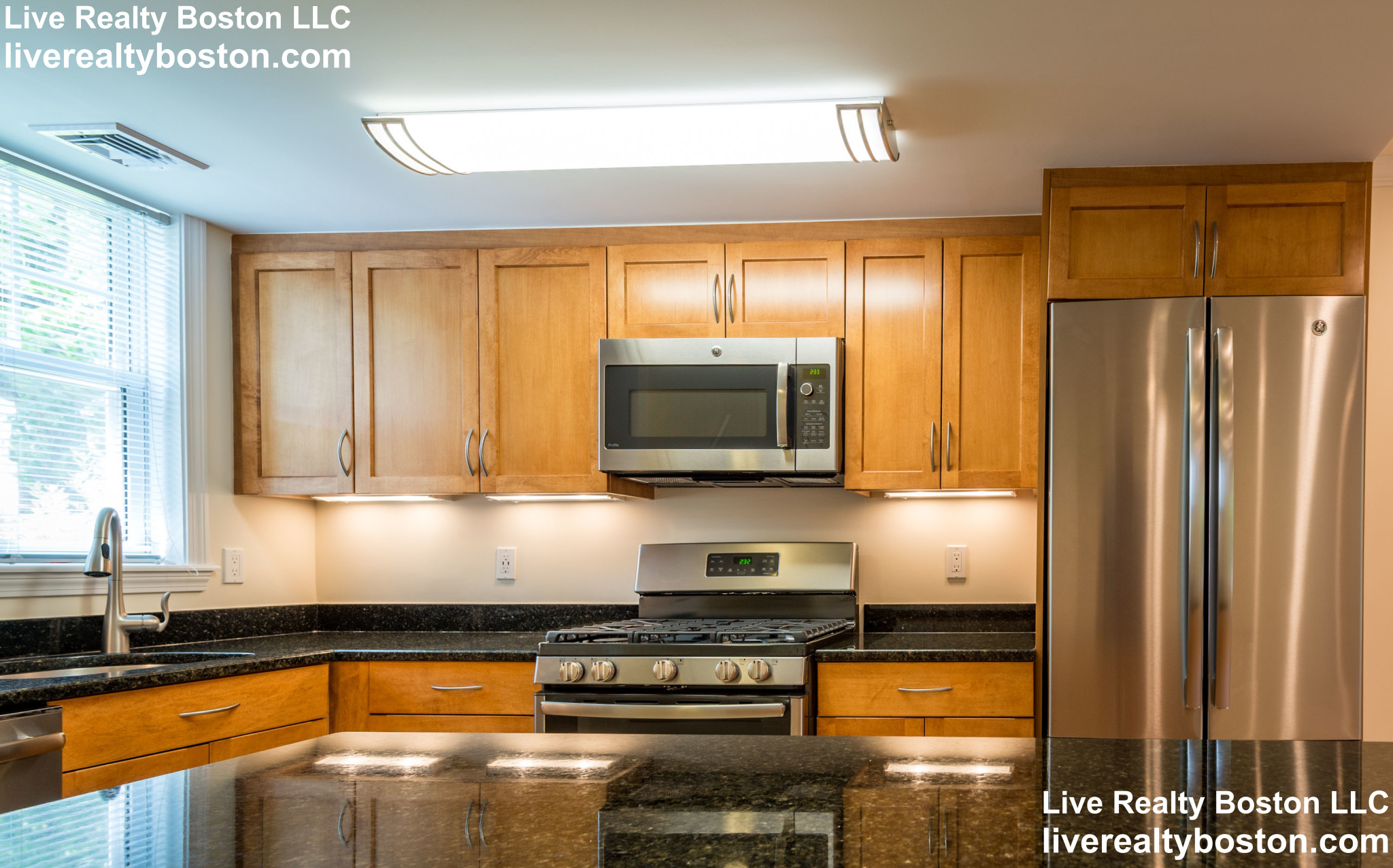 1 bed, 1.5 bath apartment for rent at 609 Vfw Pkwy, Brookline