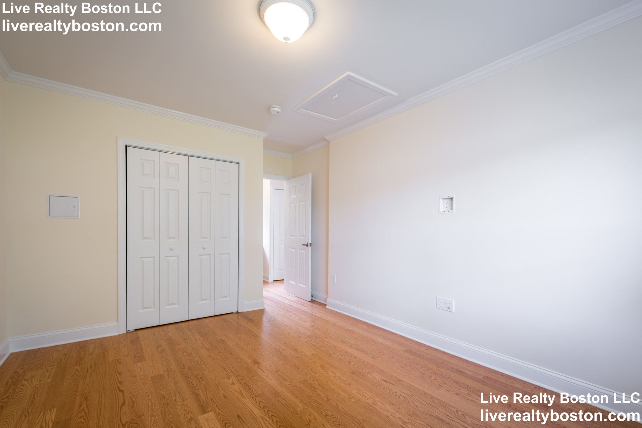 2 bed, 1 bath apartment for rent at 481 Vfw Pkwy, Brookline