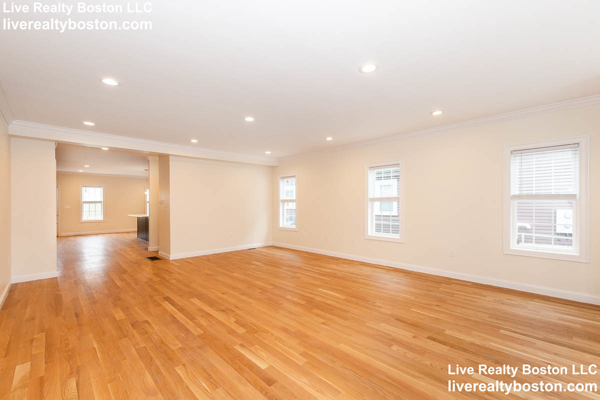 4 bed, 4+ bath apartment for rent at 27-29 First St, Wellington — photo 2 of 14