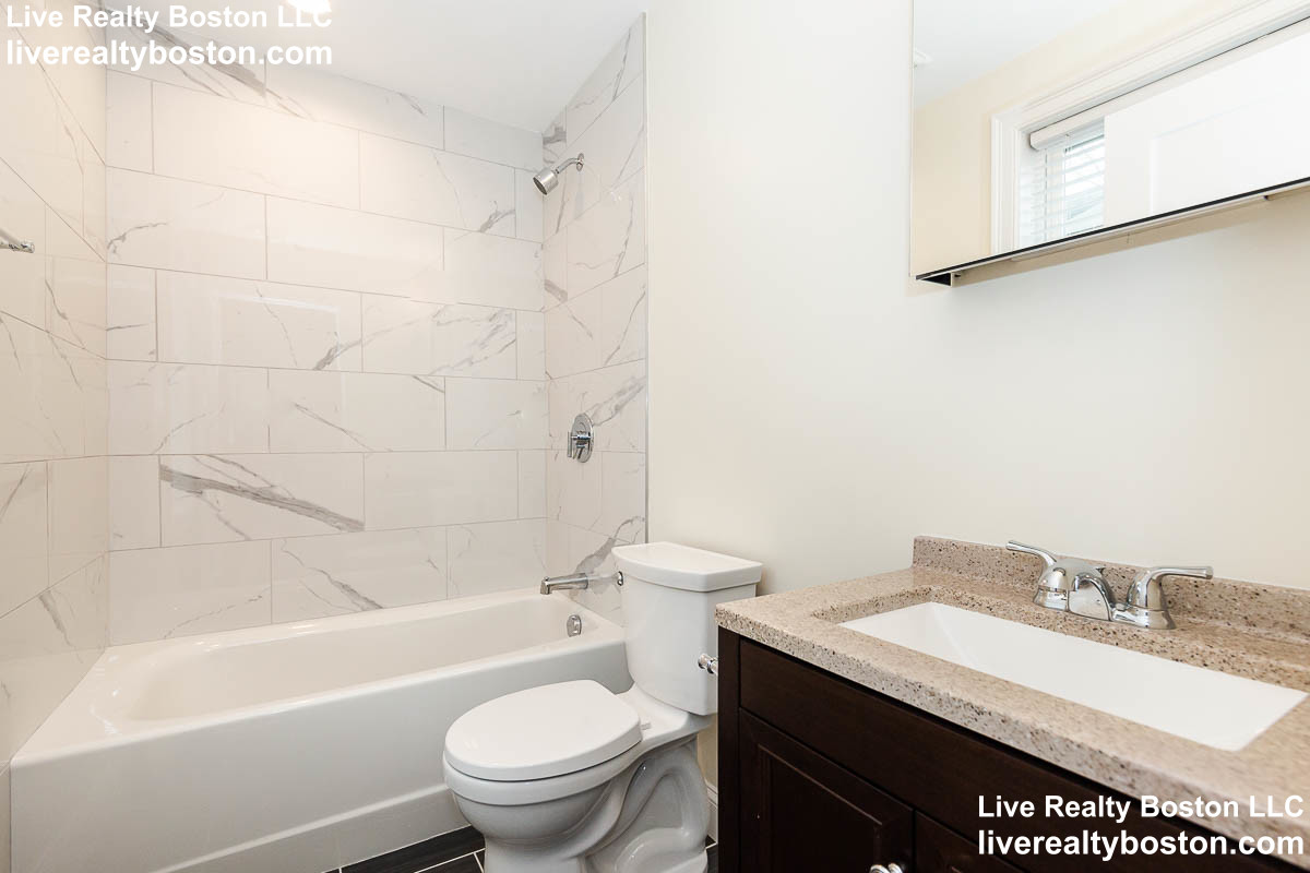 4 bed, 4+ bath apartment for rent at 27-29 First St, Wellington — photo 10 of 14