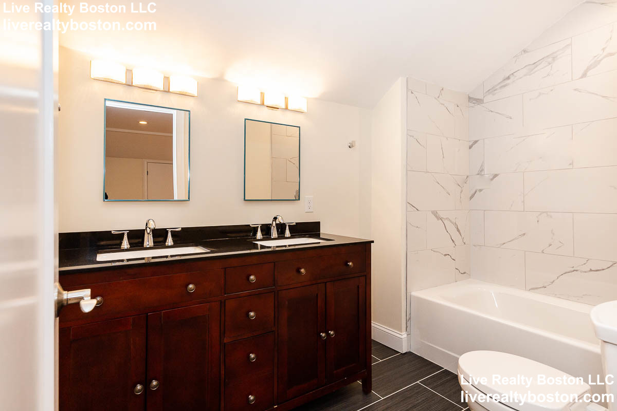 4 bed, 4+ bath apartment for rent at 27-29 First St, Wellington — photo 13 of 14