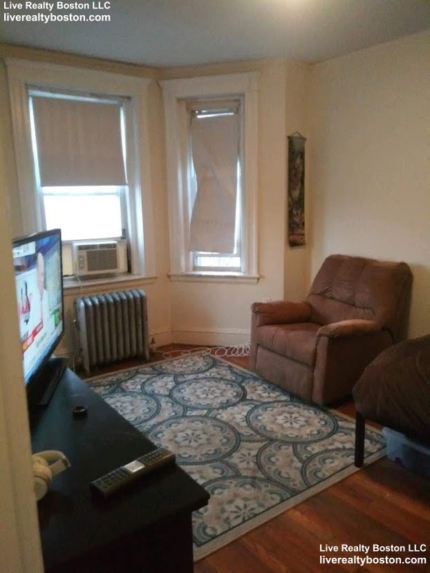 1179 Boylston St, Fenway