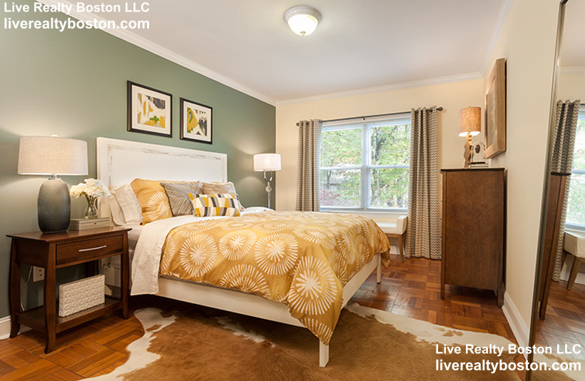 1 bed, 1 bath apartment for rent at 154 Sherman Rd, Chestnut Hill — photo 2 of 3