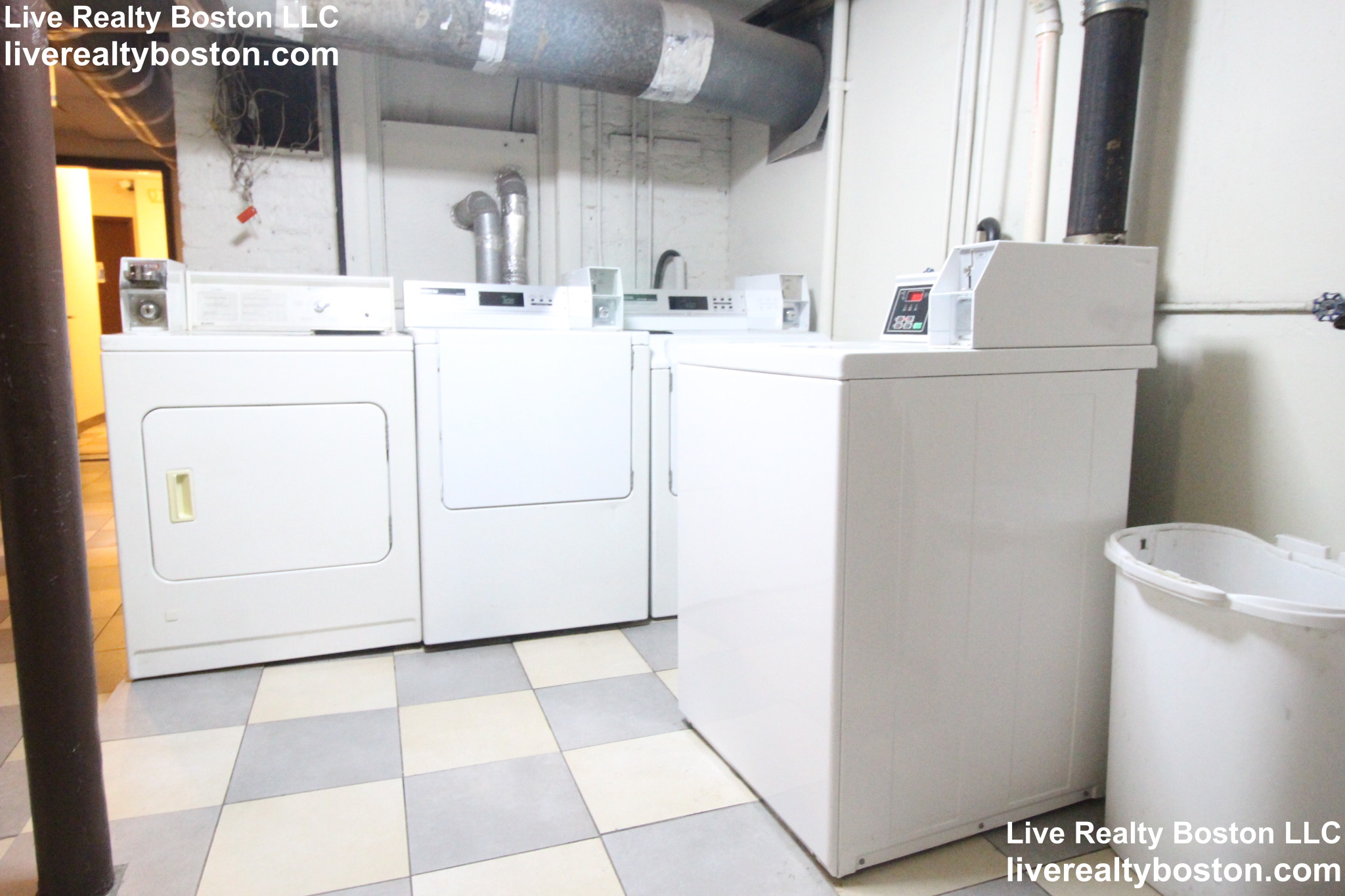 1 bed, 1 bath apartment for rent at 165 Hemenway St Unit 19, Fenway — photo 14 of 14