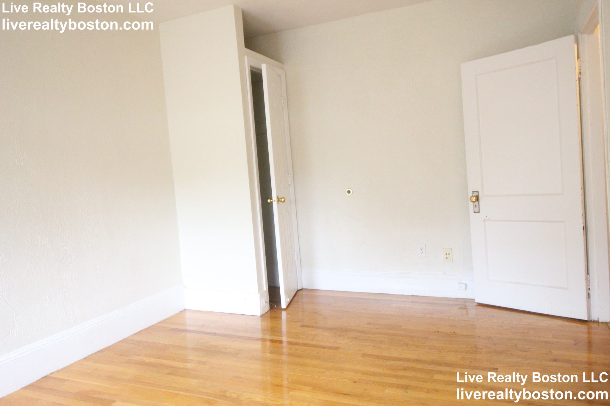 1 bed, 1 bath apartment for rent at 165 Hemenway St Unit 19, Fenway — photo 11 of 14