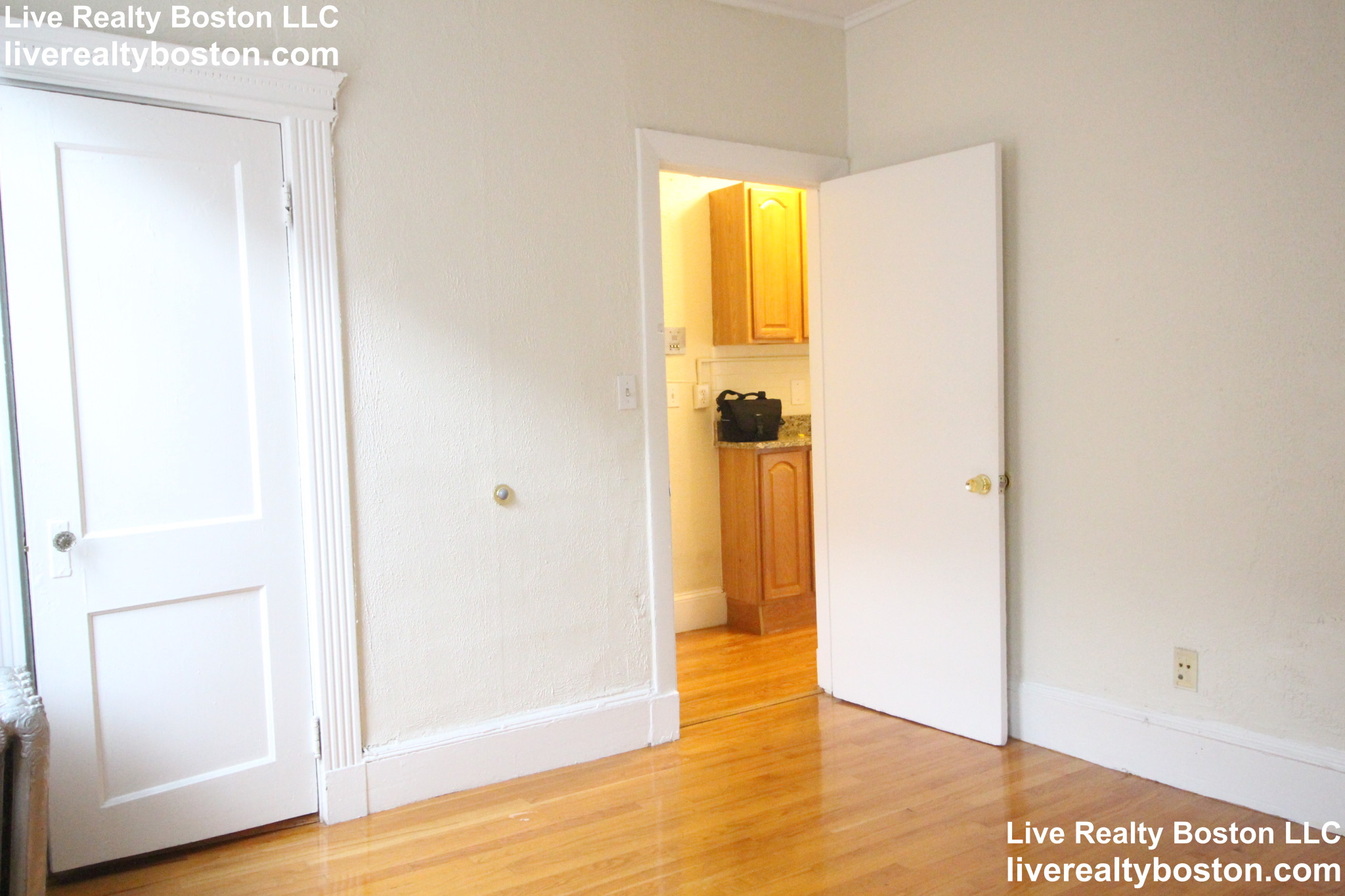 1 bed, 1 bath apartment for rent at 165 Hemenway St Unit 19, Fenway — photo 9 of 14