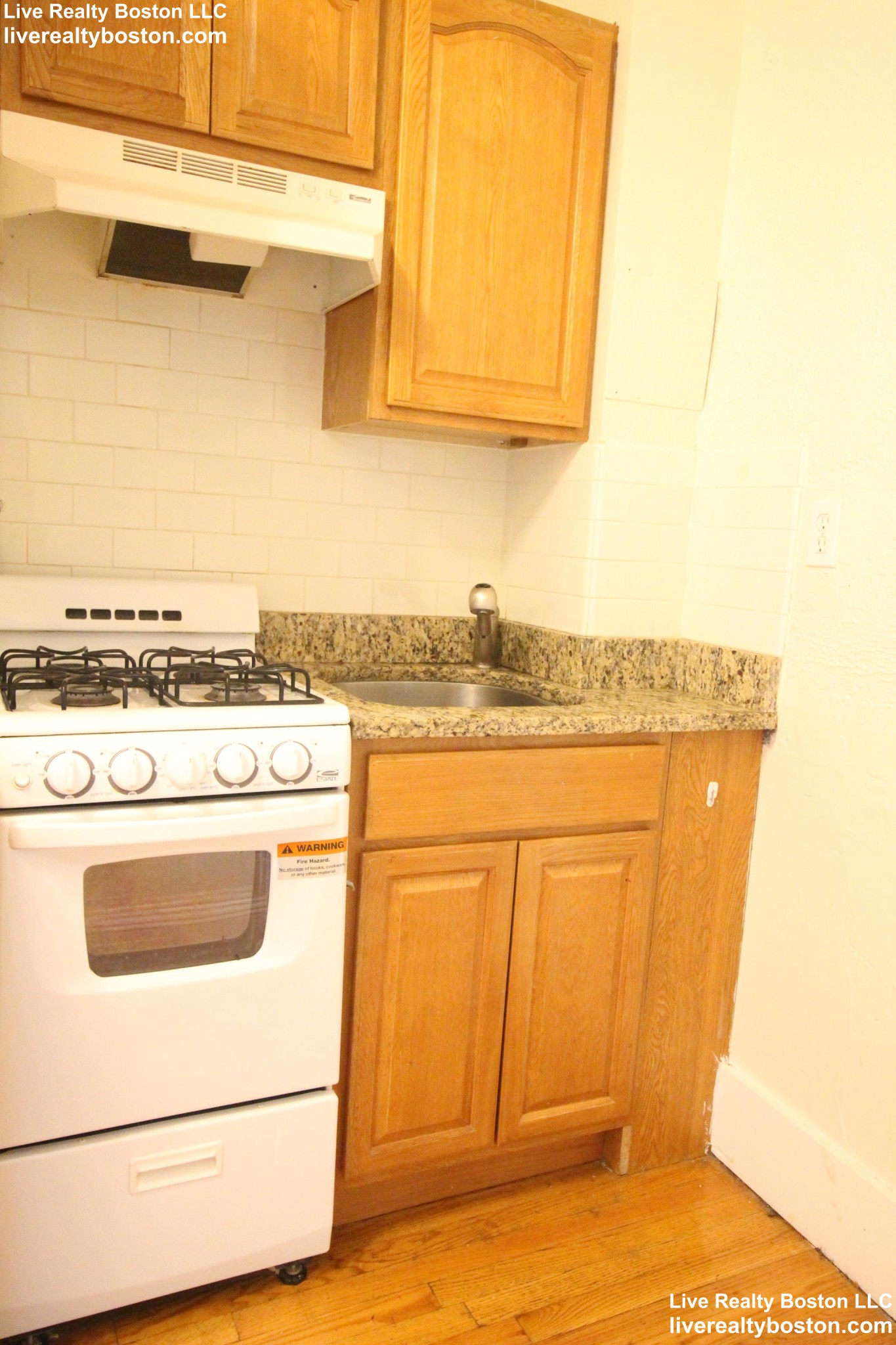 1 bed, 1 bath apartment for rent at 165 Hemenway St Unit 19, Fenway — photo 3 of 14