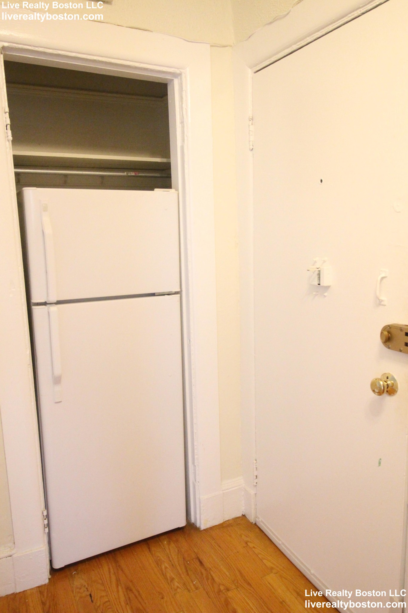 1 bed, 1 bath apartment for rent at 165 Hemenway St Unit 19, Fenway — photo 10 of 14
