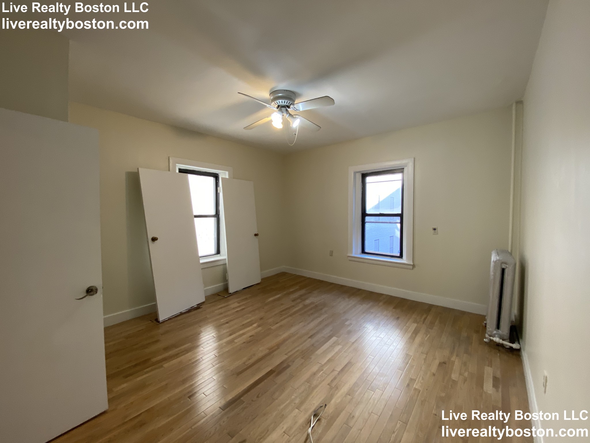 212 Hemenway St, Fenway