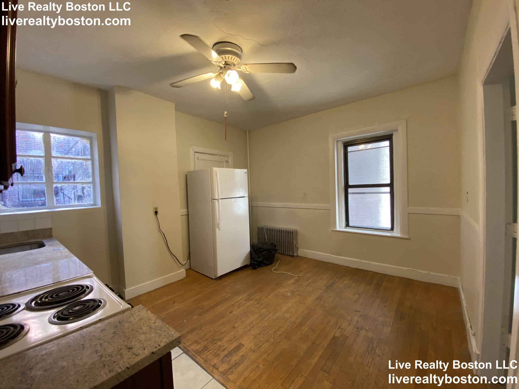 212 Hemenway St, Fenway