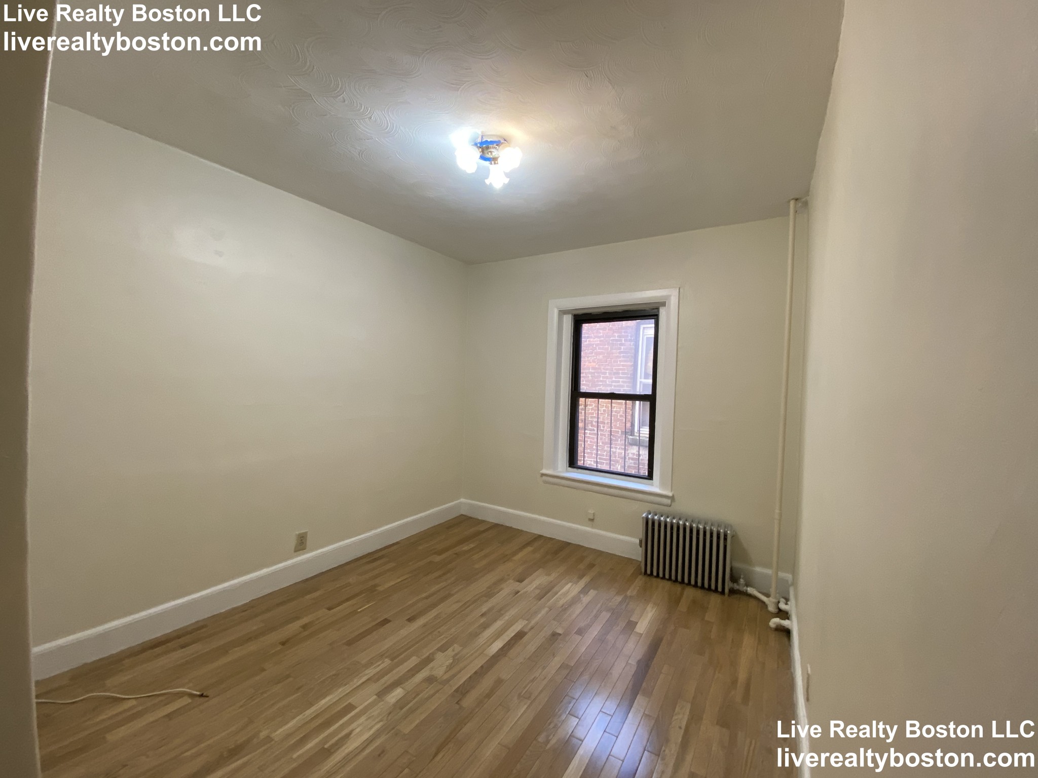 212 Hemenway St, Fenway