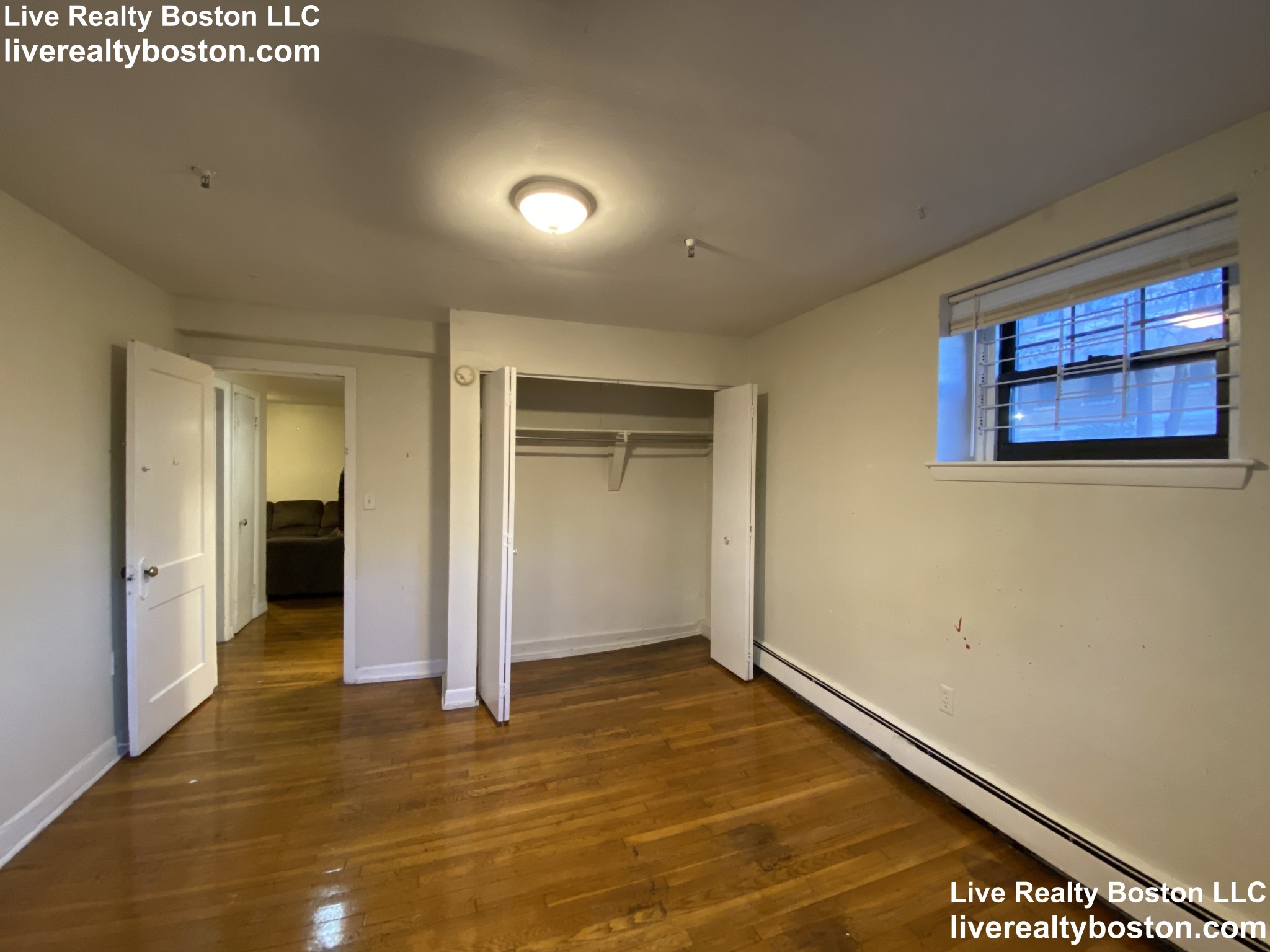 56 Queensberry St, Fenway