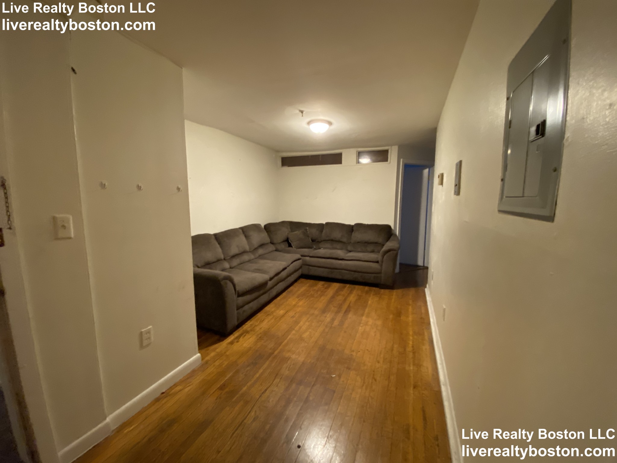 56 Queensberry St, Fenway