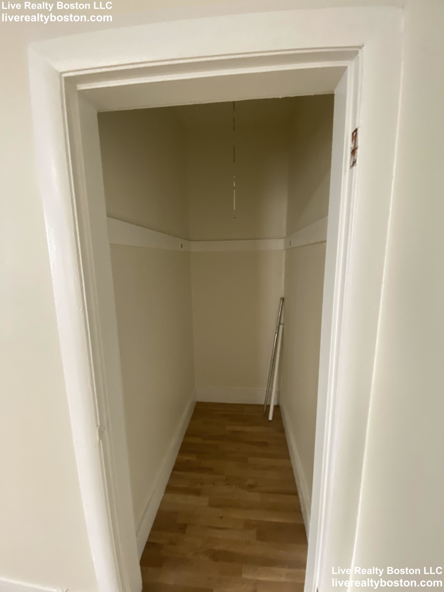 212 Hemenway St, Fenway