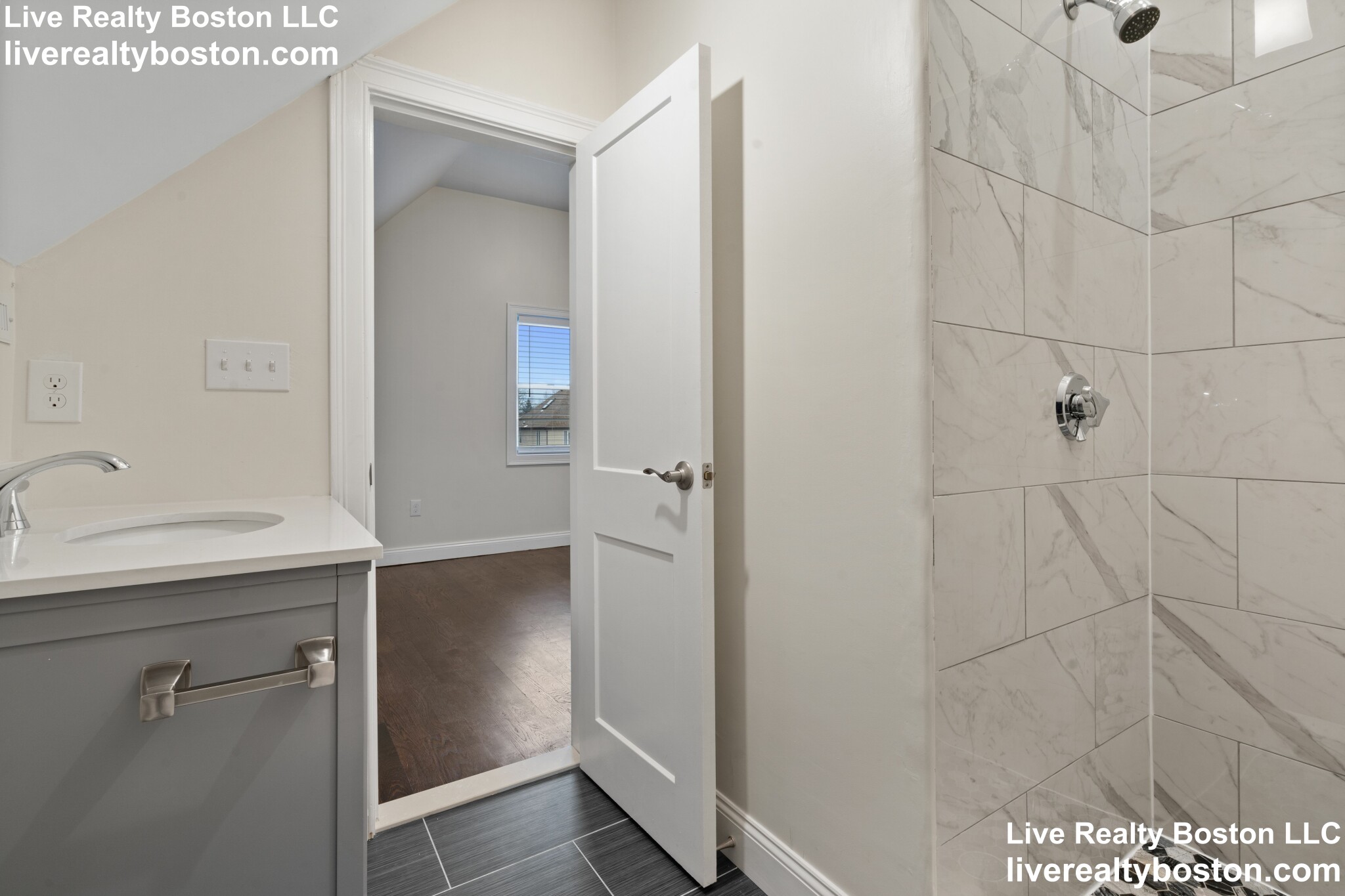 4 Chestnut Pl, Brighton