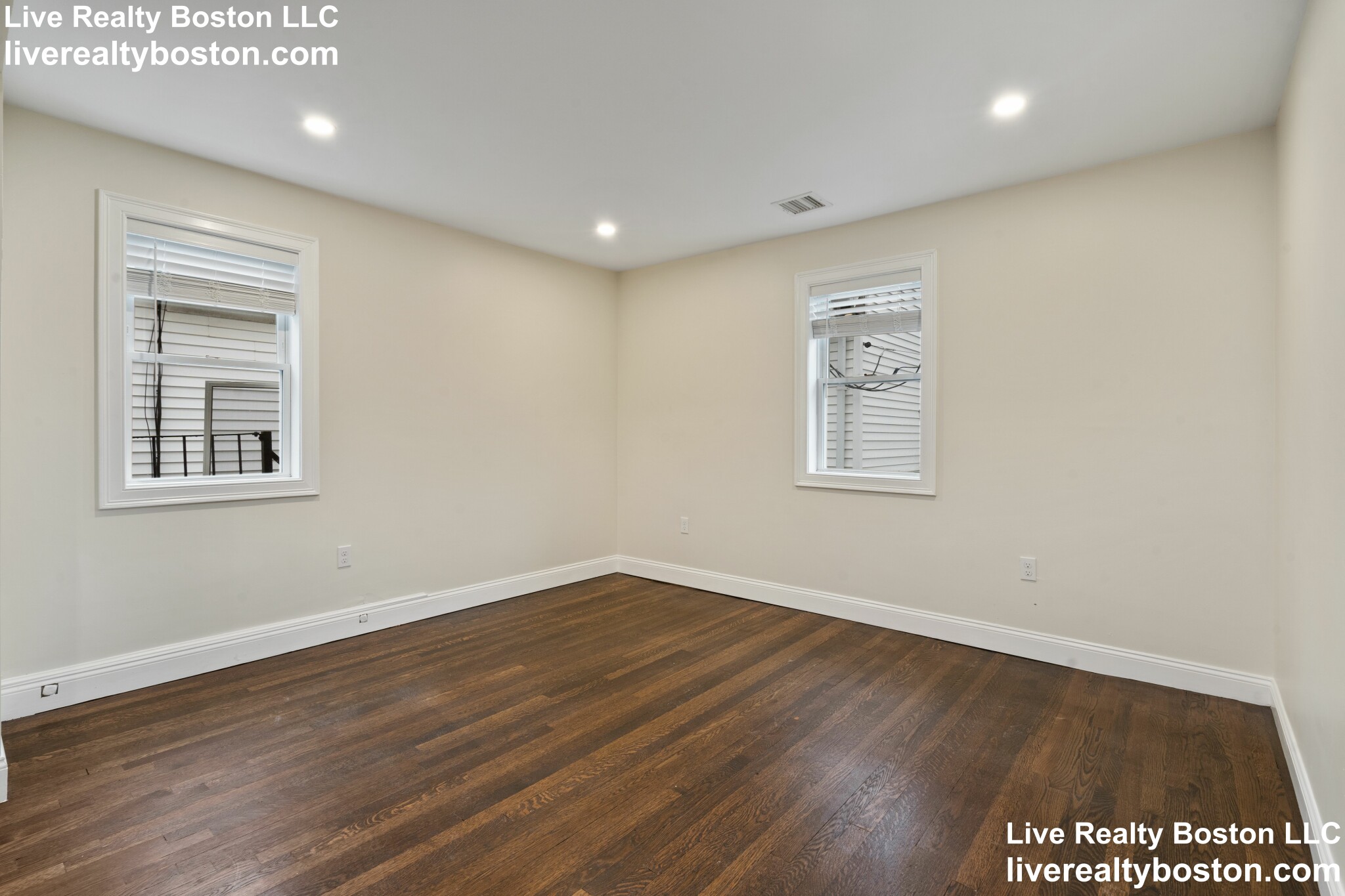 4 Chestnut Pl, Brighton