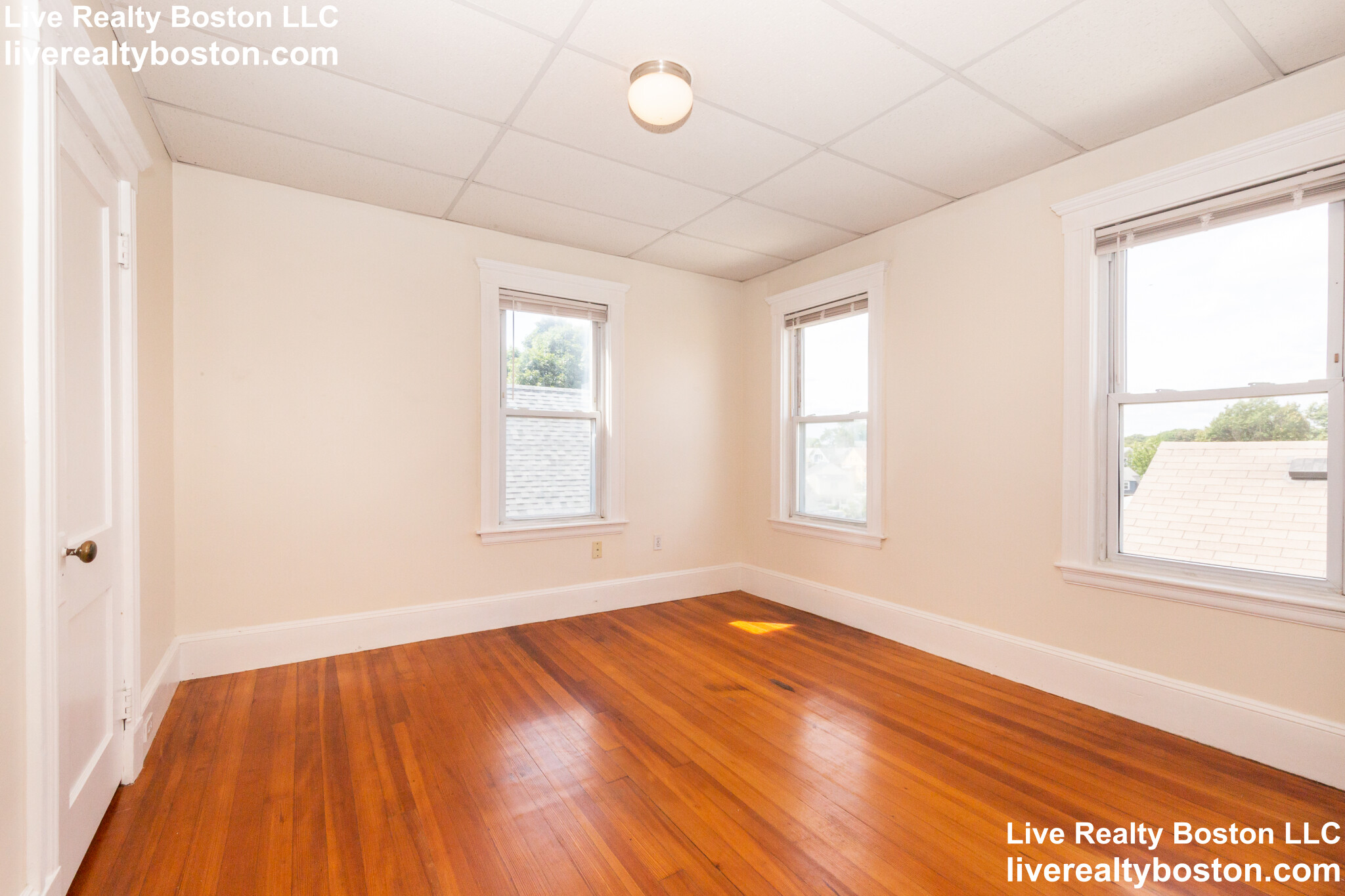 600 Broadway, Powderhouse