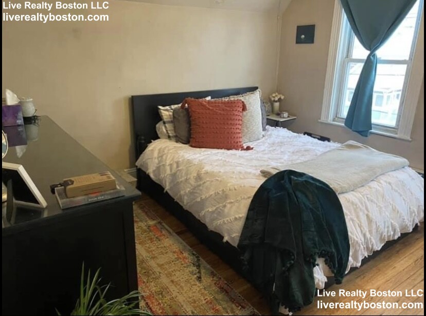 30 Antwerp St, Brighton