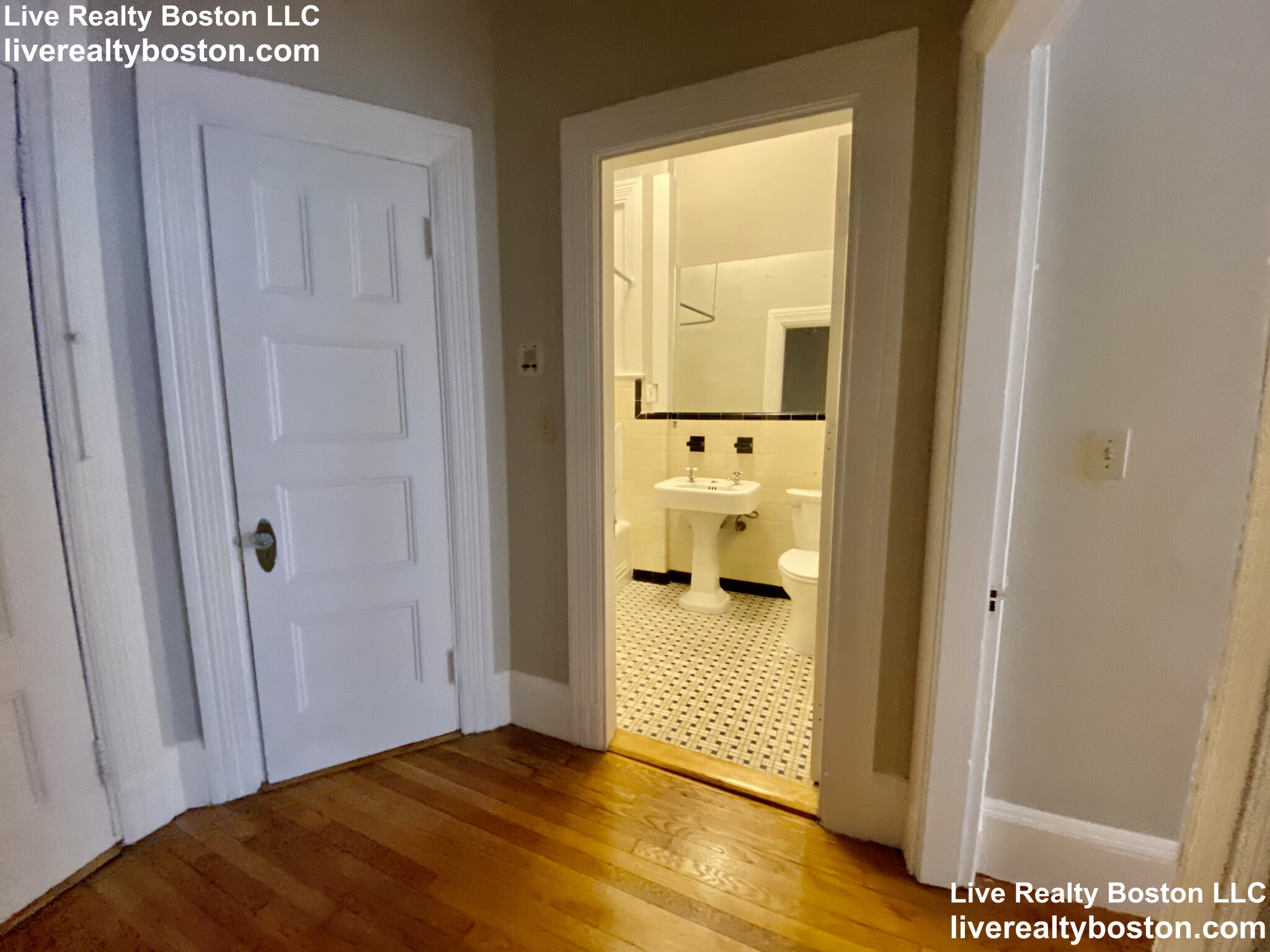 9 Sewall Ave, Coolidge Corner