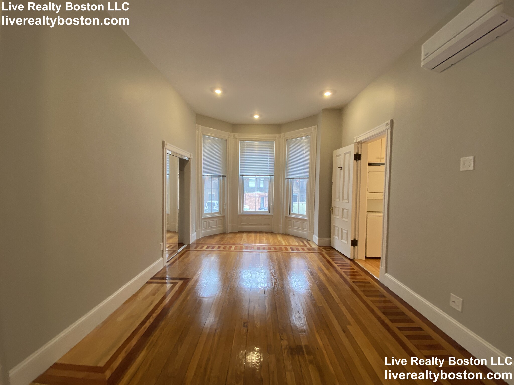 1 bed, 1 bath apartment for rent at 287 Newbury St Unit 1, Back Bay — photo 10 of 17