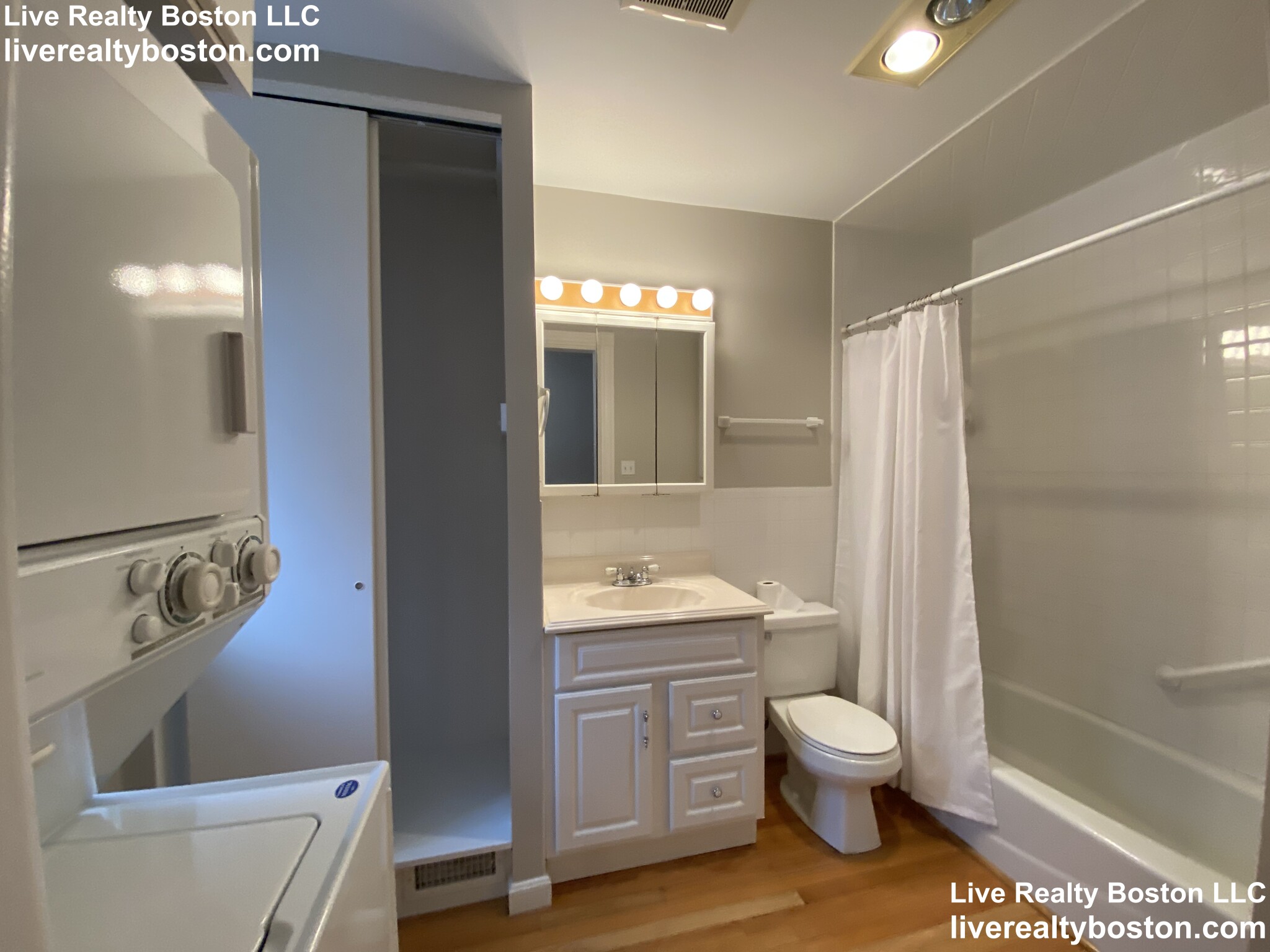 1 bed, 1 bath apartment for rent at 287 Newbury St Unit 1, Back Bay — photo 13 of 17