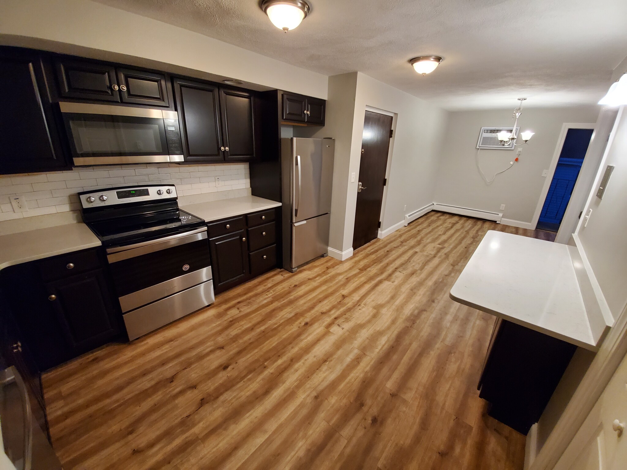 3 bed, 1 bath apartment for rent at 11 Flint Ave Unit 3, Somerville — photo 4 of 11