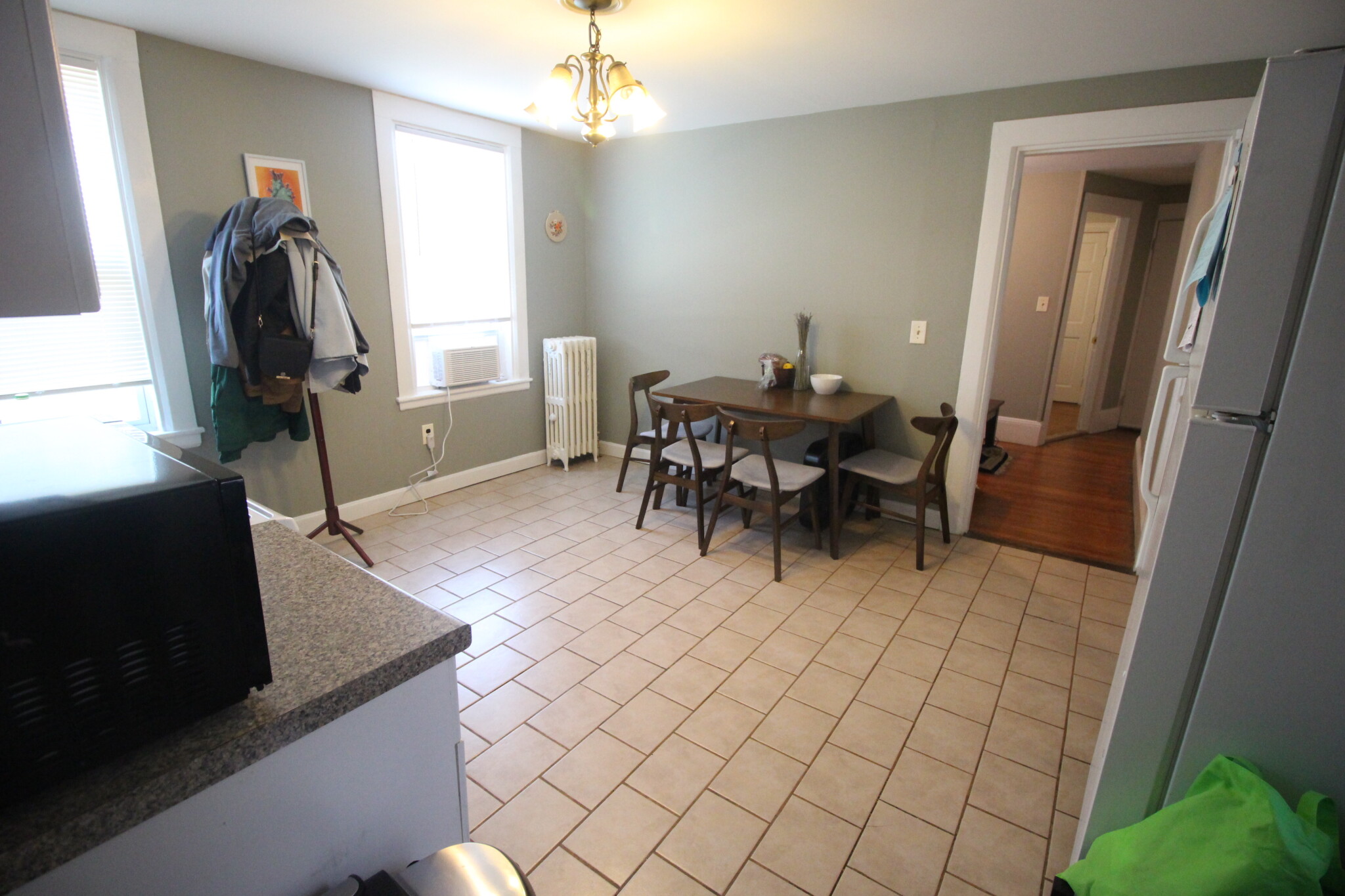 4 Hollis Pl, Allston