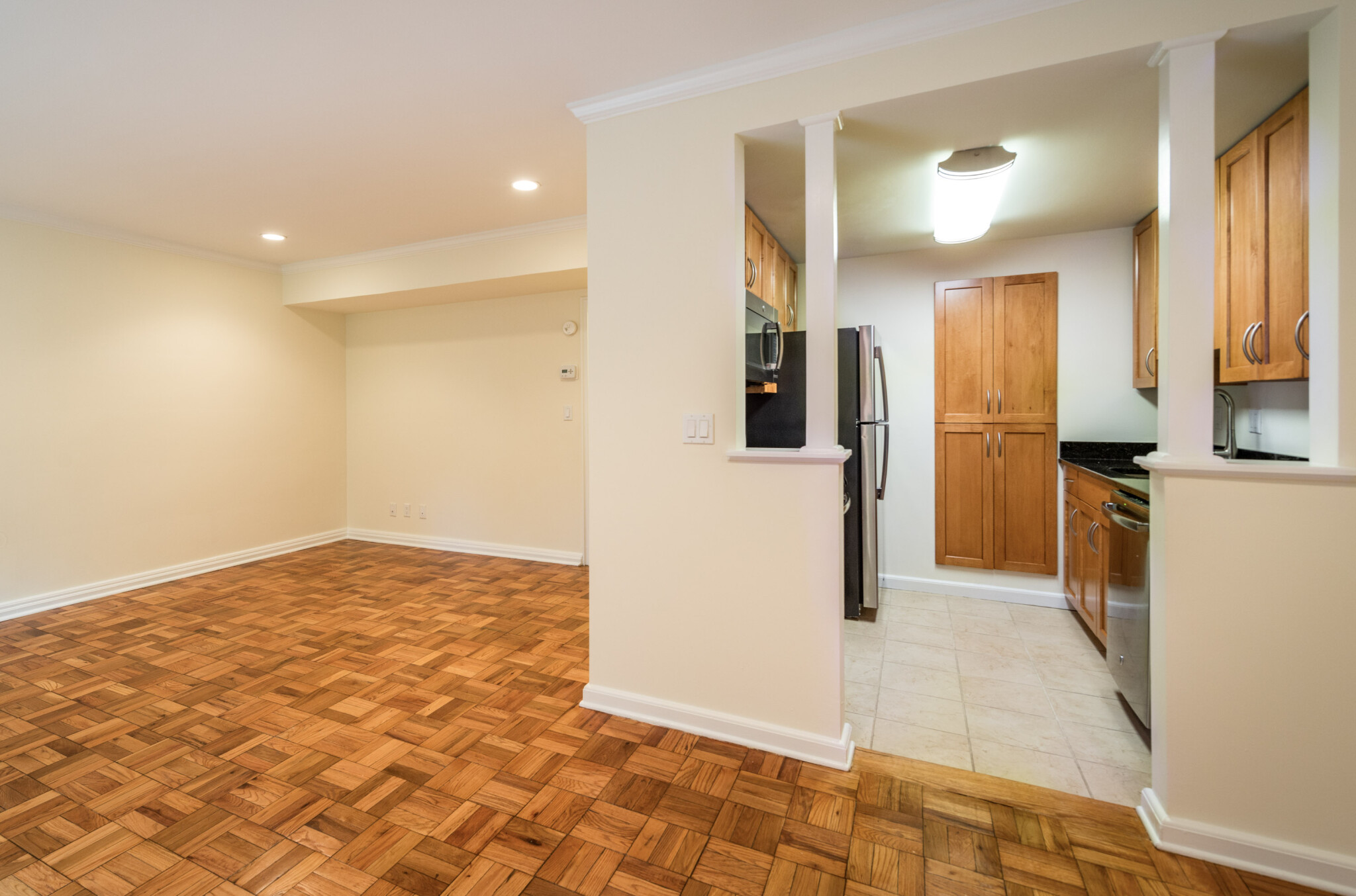 2 bed, 1.5 bath apartment for rent at 108 Thornton Rd, Brookline — photo 4 of 7