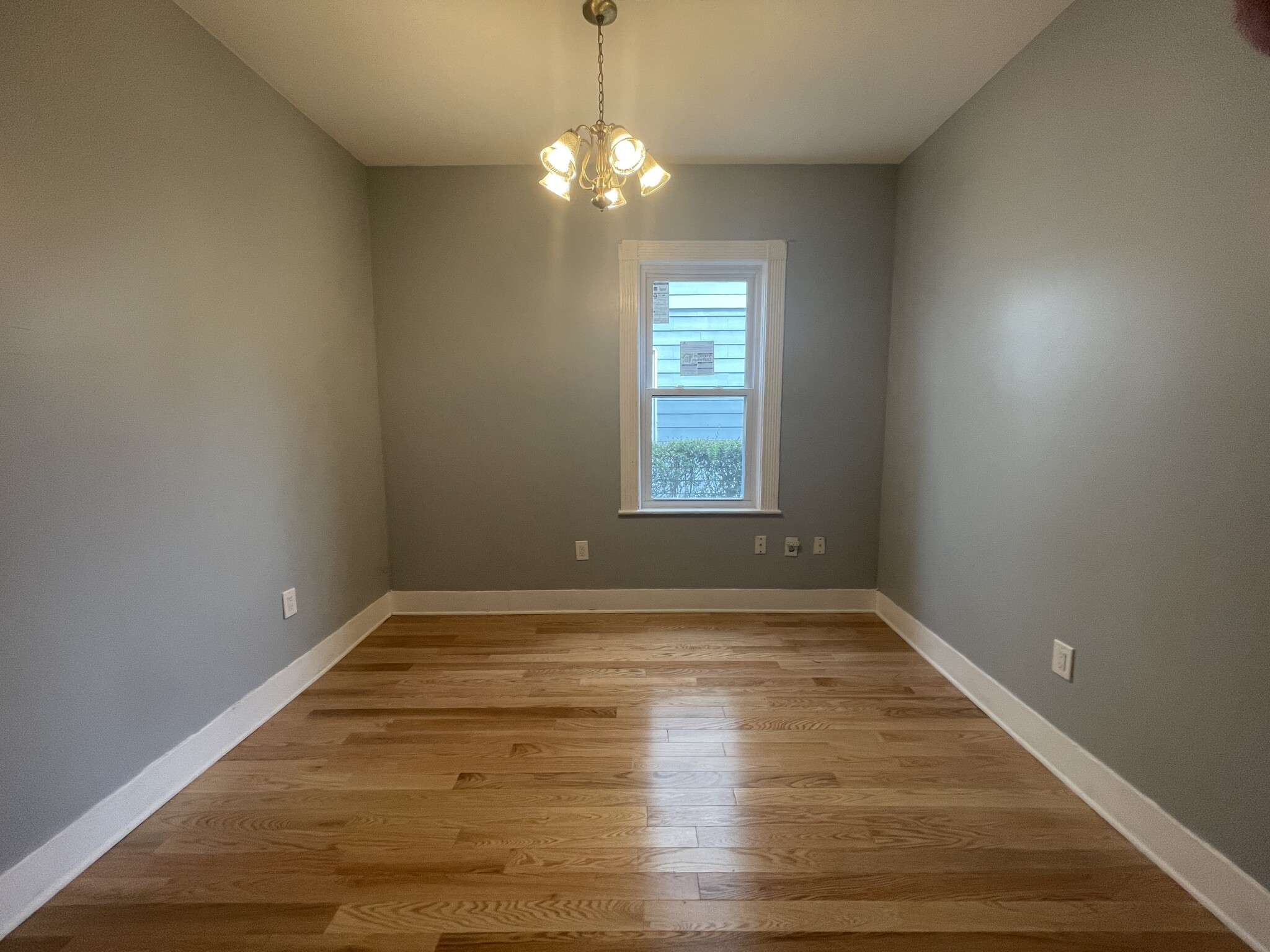 3 bed, 1 bath apartment for rent at 24 Litchfield St Unit 2, Brighton — photo 7 of 9