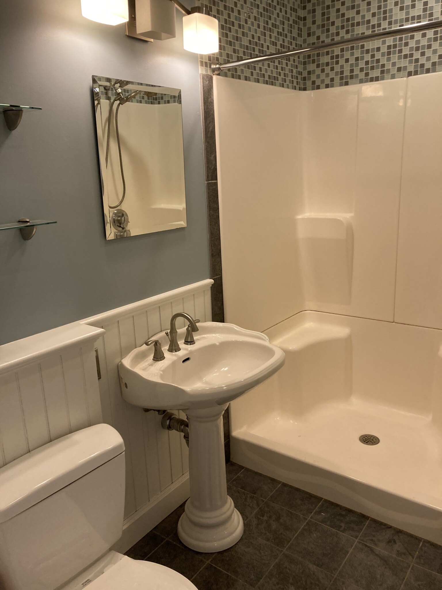 26 Burget Ave, Medford