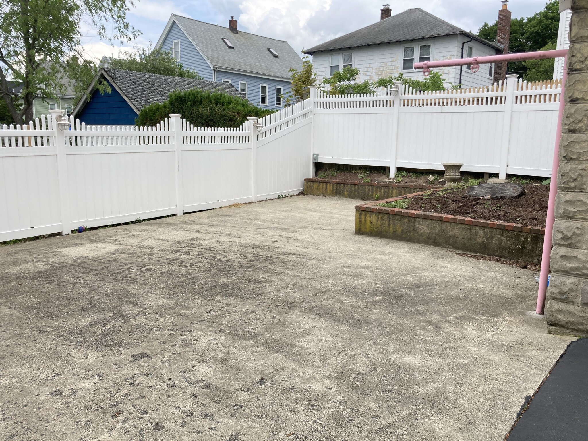 26 Burget Ave, Medford