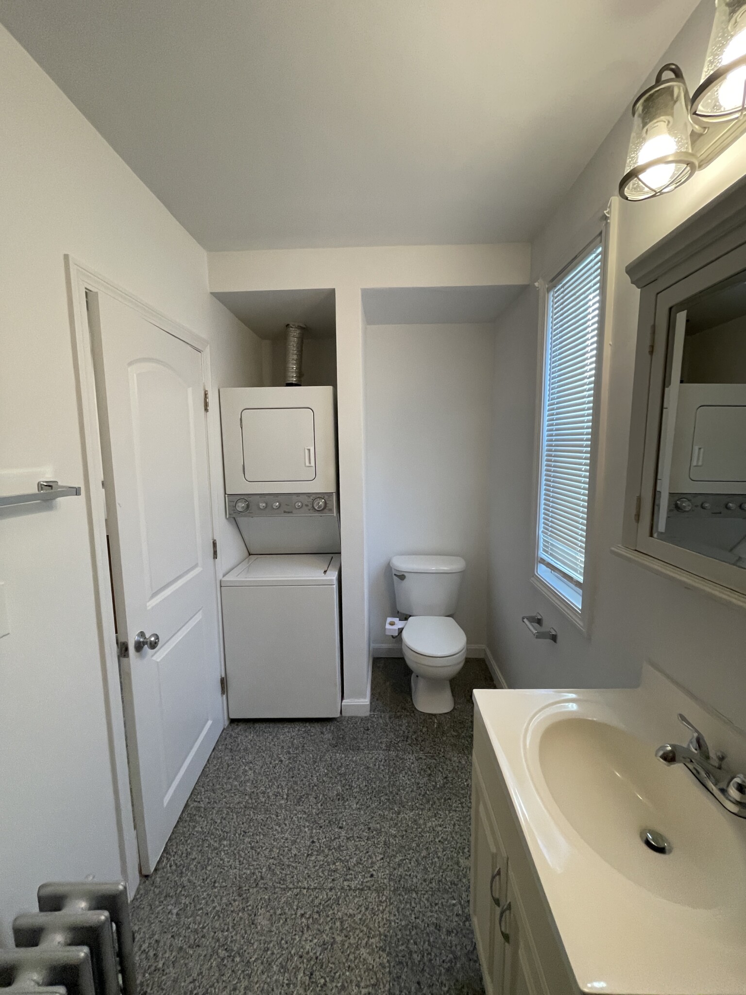 4 bed, 1 bath apartment for rent at 40 Newton St Unit 2, Brighton — photo 15 of 17